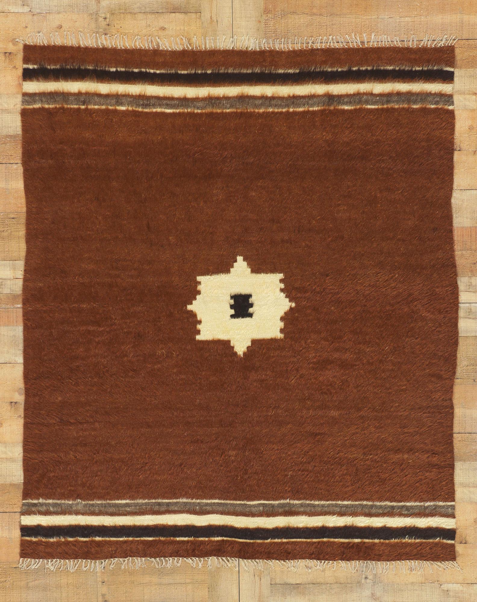 20ième siècle Tapis turc en laine angora des années 1950 avec style moderne en vente