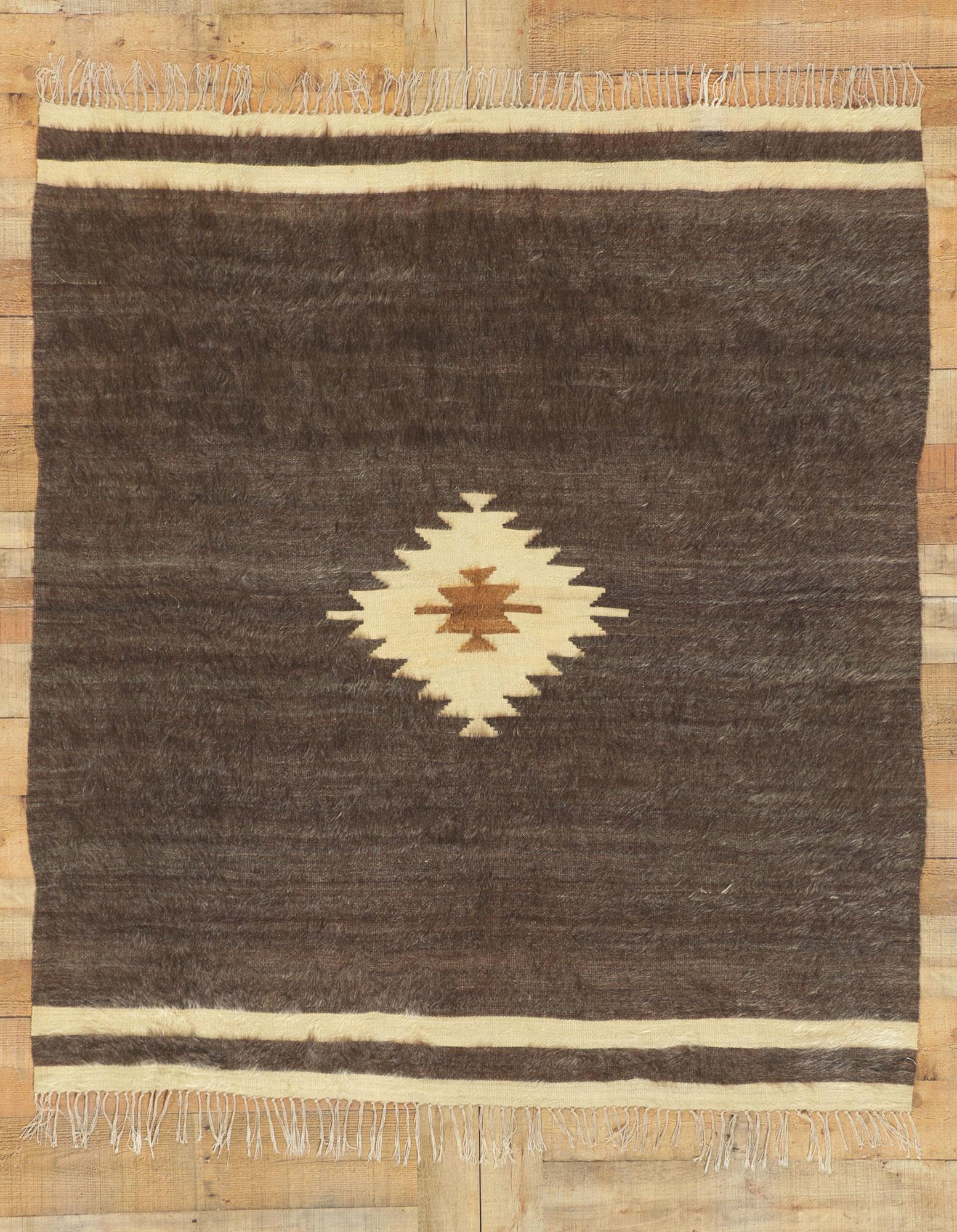 Vintage Turkish Angora Wool Kilim Blanket Rug In Good Condition For Sale In Dallas, TX