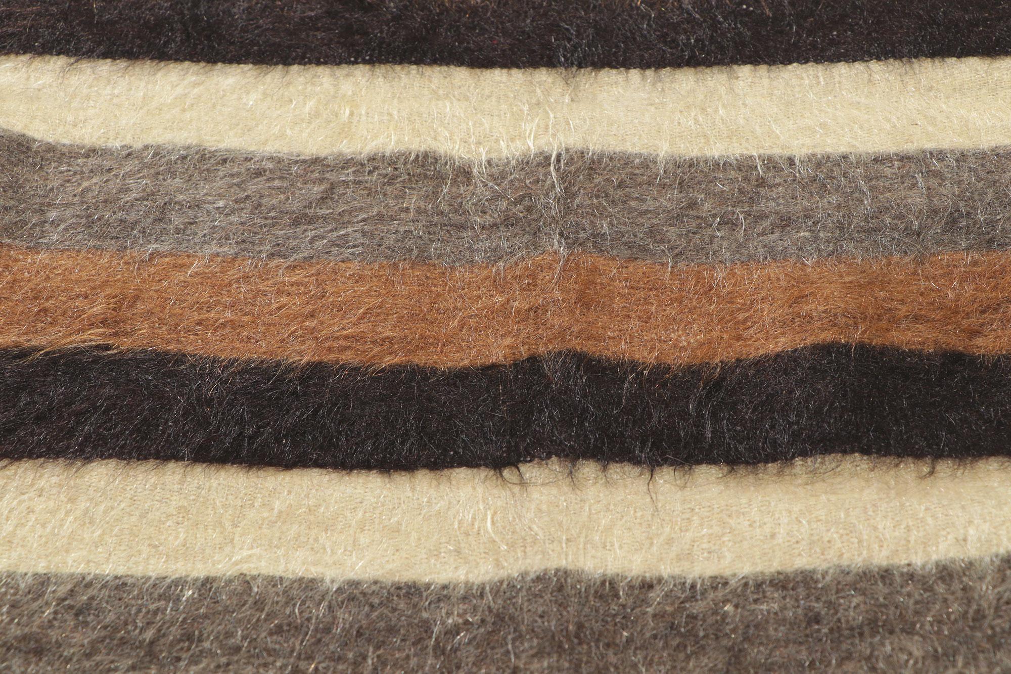 20ième siècle Tapis Kilim turc vintage en laine angora en vente