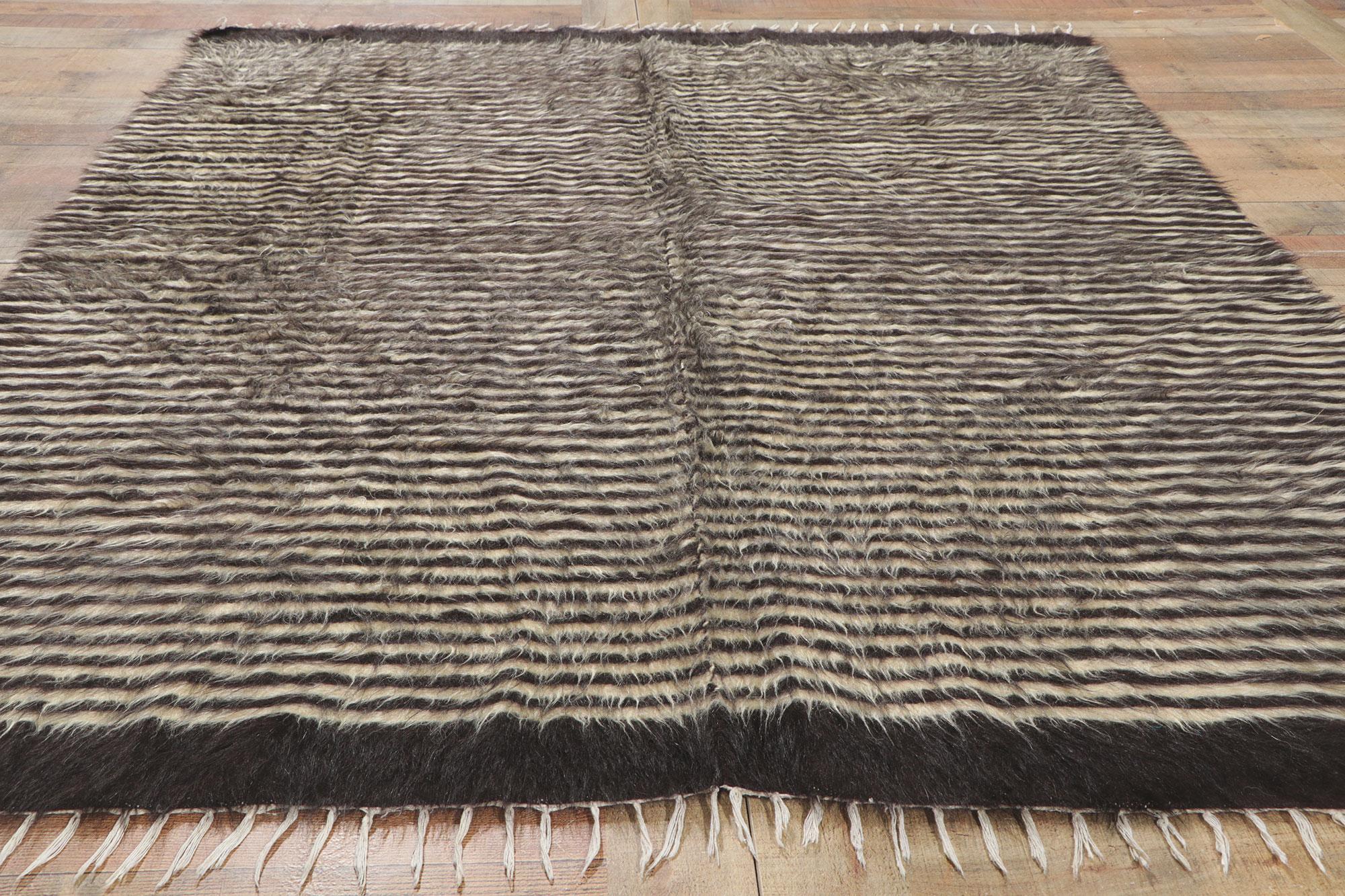 Laine Tapis turc en laine angora des années 1950 avec style moderne en vente