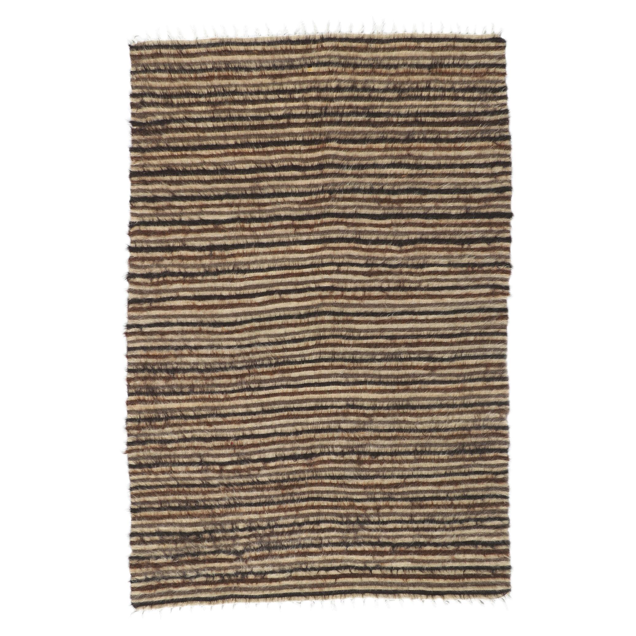 Tapis Kilim turc vintage en laine angora