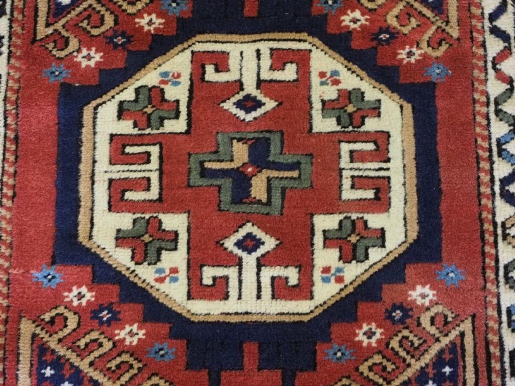 Vintage Turkish Bergama Rug of Traditional Village Design, About 60 Years Old In Excellent Condition For Sale In Moreton-In-Marsh, GB