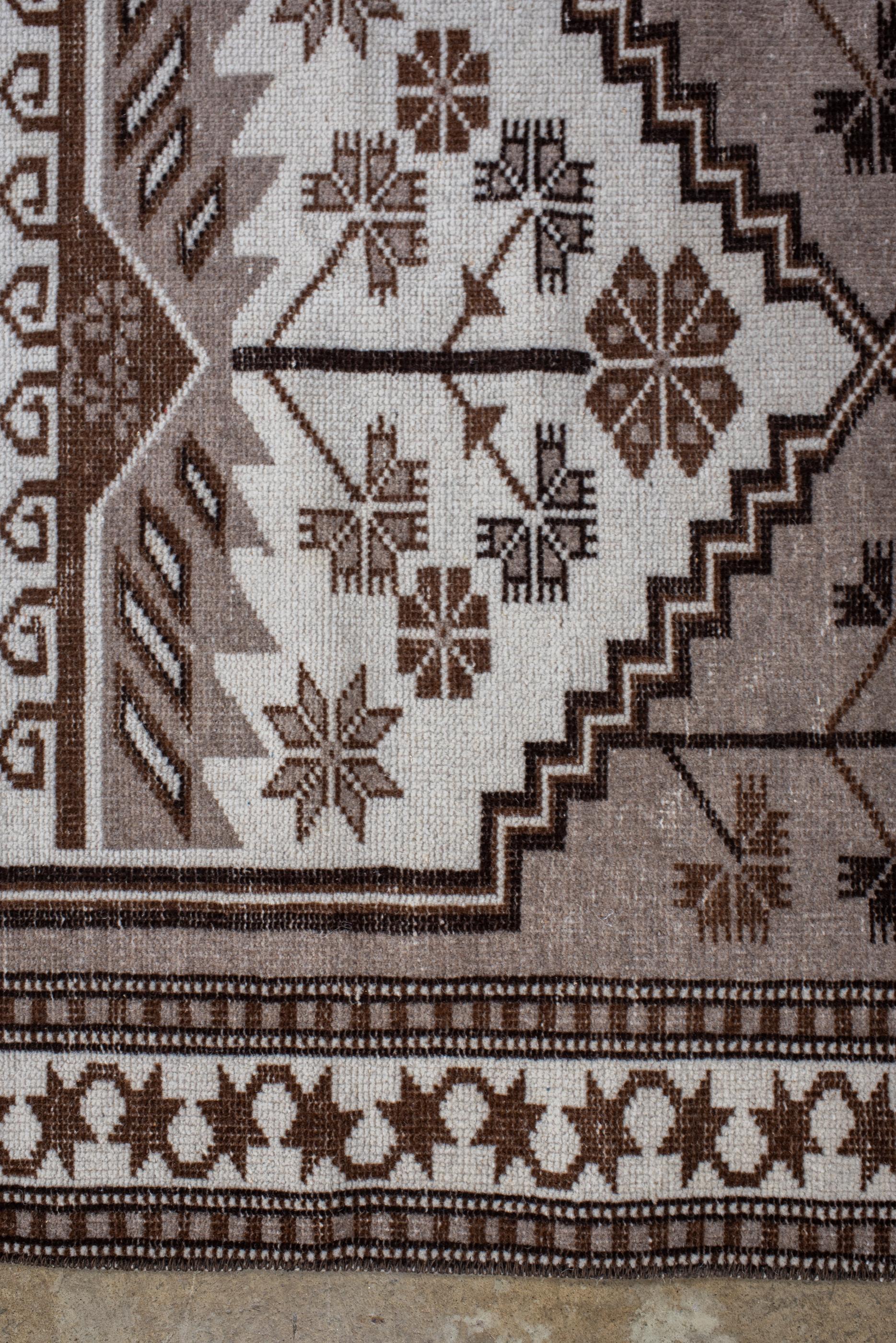 20th Century Vintage Turkish Bergama with Grey Field with Star Border For Sale
