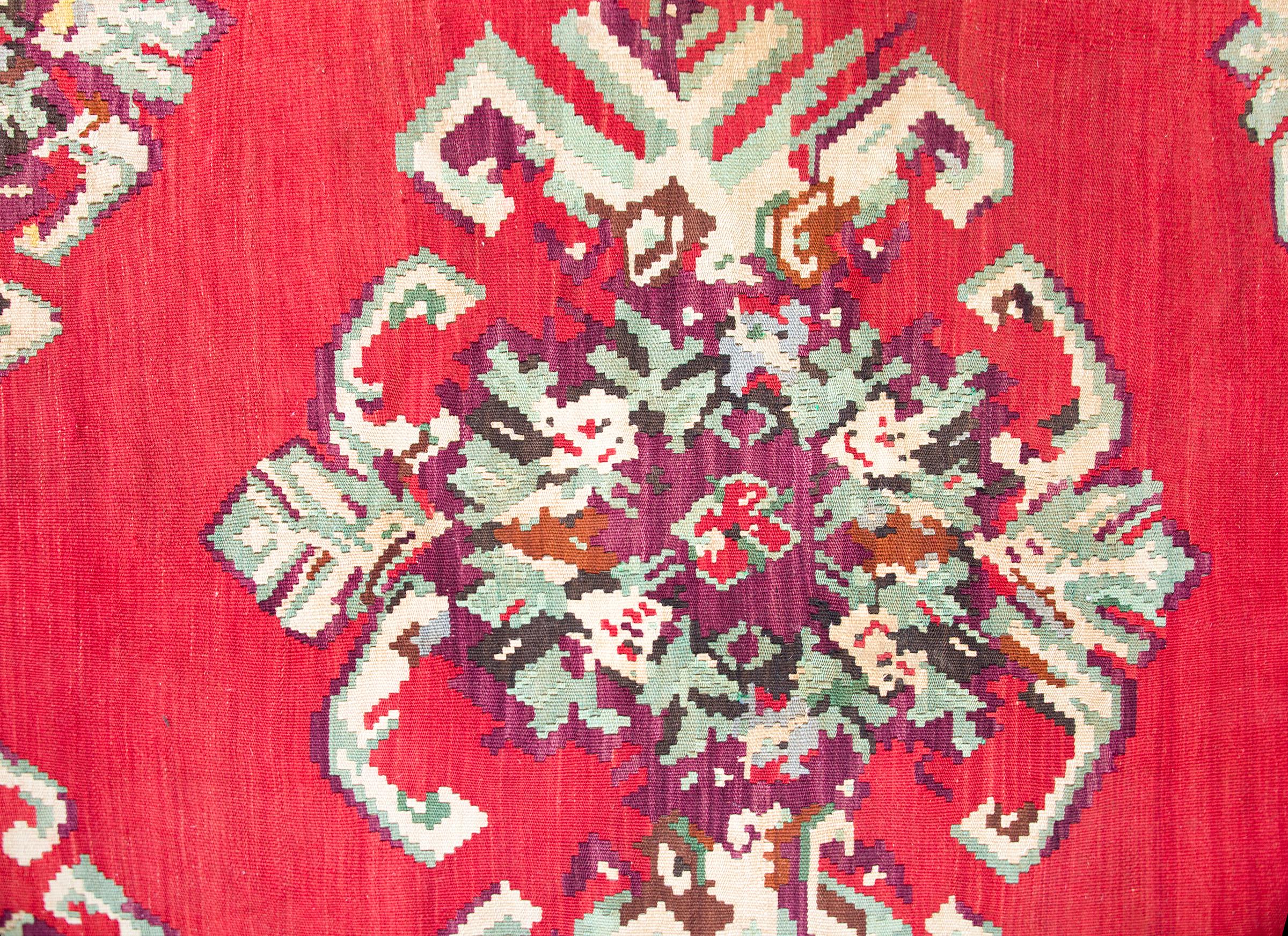 Türkischer bessarabischer Kelim-Teppich im Vintage-Stil im Angebot 4