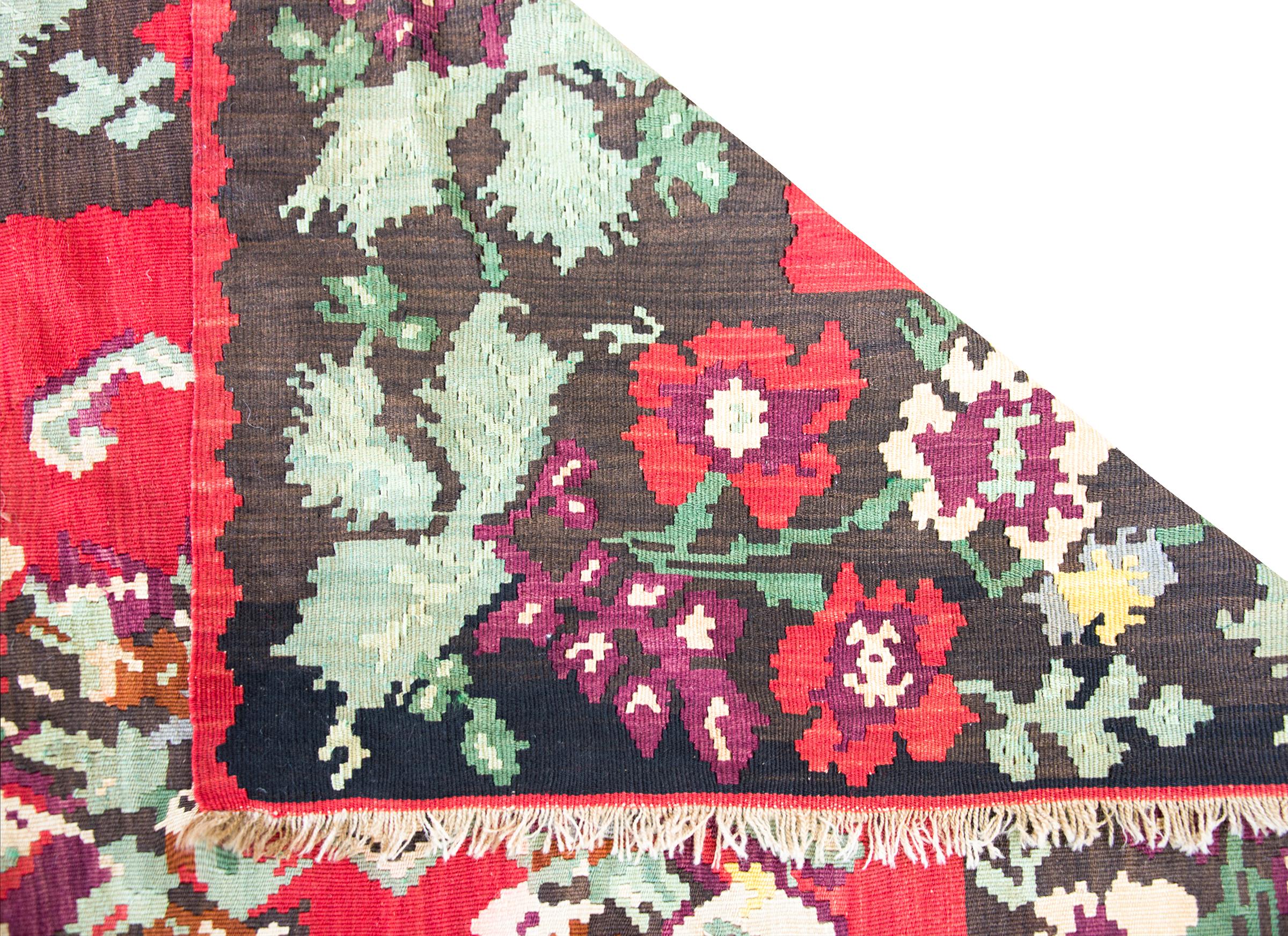 Türkischer bessarabischer Kelim-Teppich im Vintage-Stil im Angebot 7