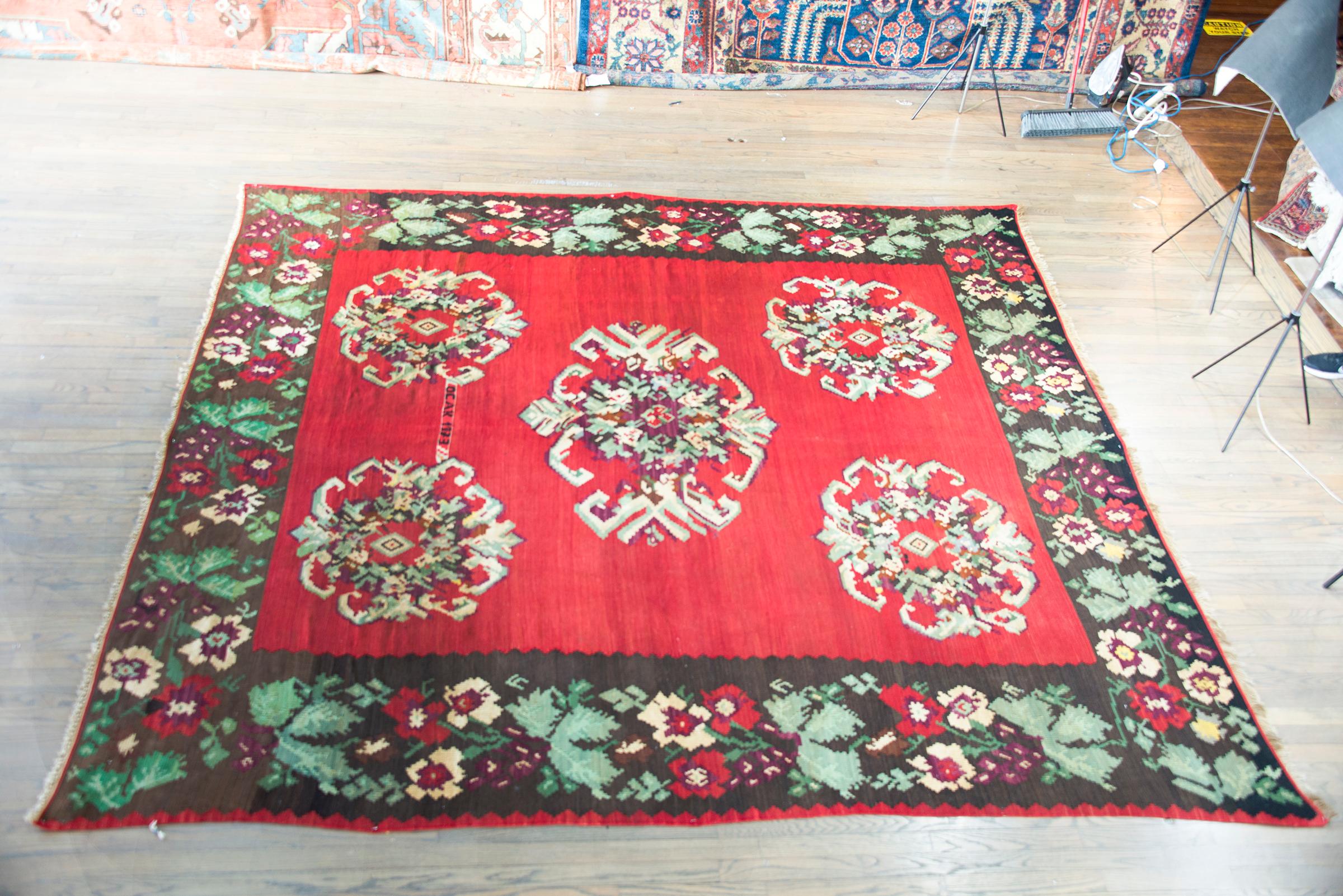 Türkischer bessarabischer Kelim-Teppich im Vintage-Stil im Angebot 8