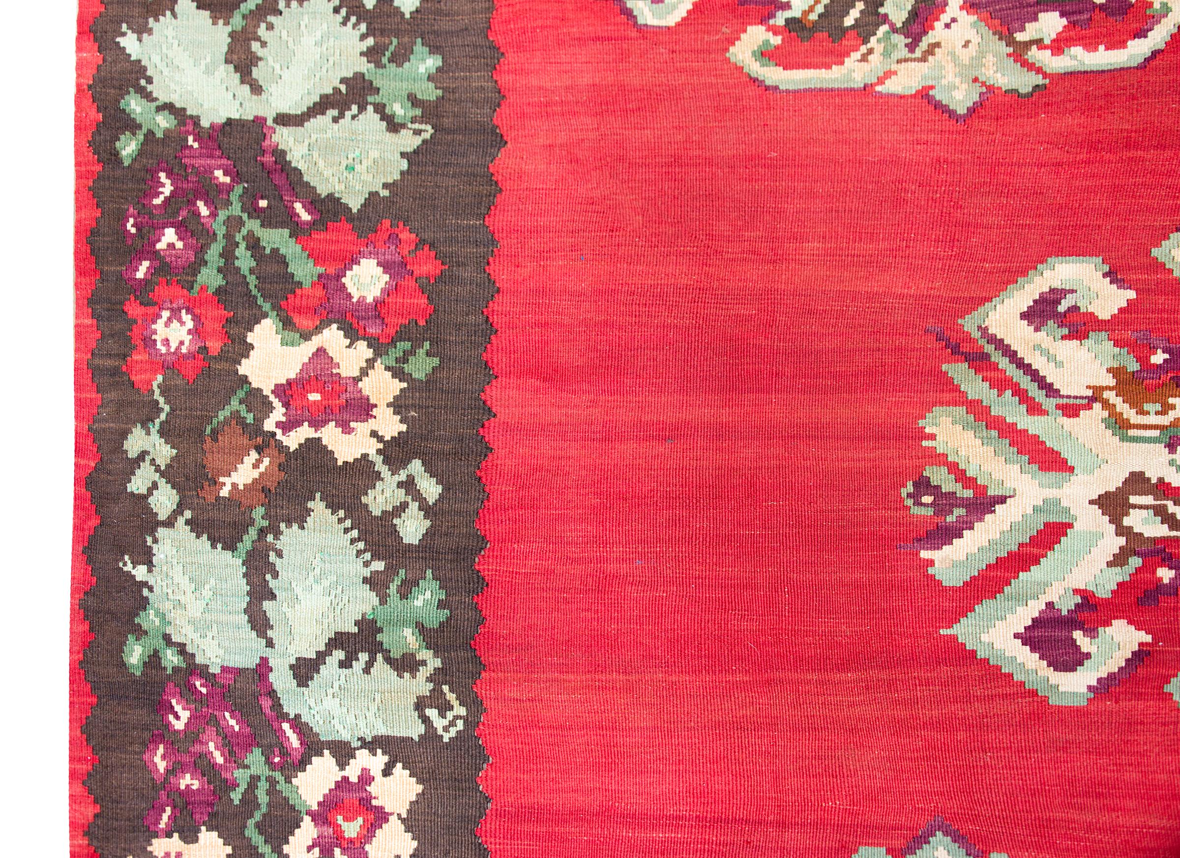 Türkischer bessarabischer Kelim-Teppich im Vintage-Stil (20. Jahrhundert) im Angebot