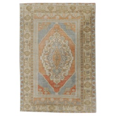 Türkischer blau-roter handgeknüpfter Oushak-Teppich im Vintage-Stil