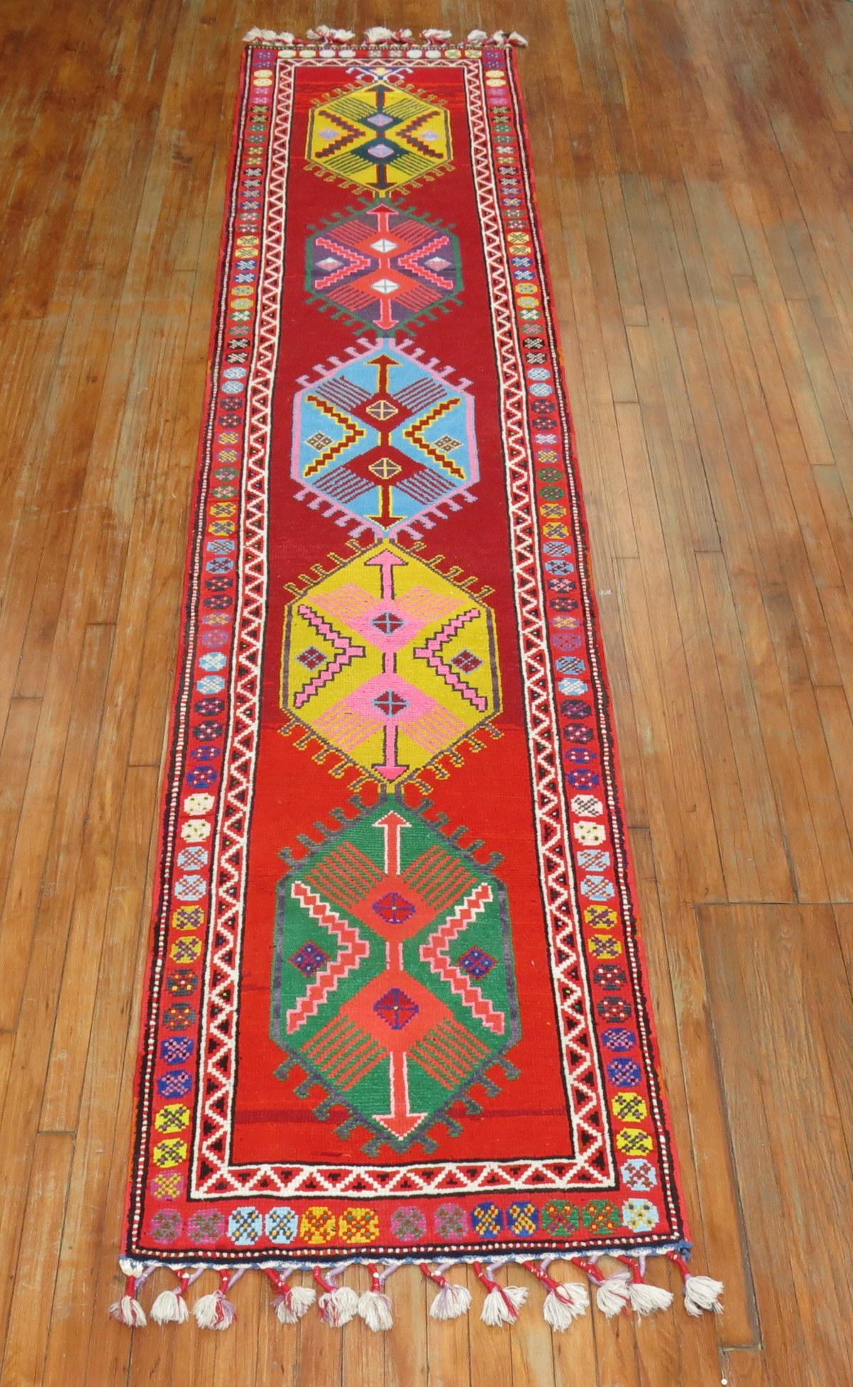 Vintage Turkish Bohemian Runner In Excellent Condition For Sale In New York, NY