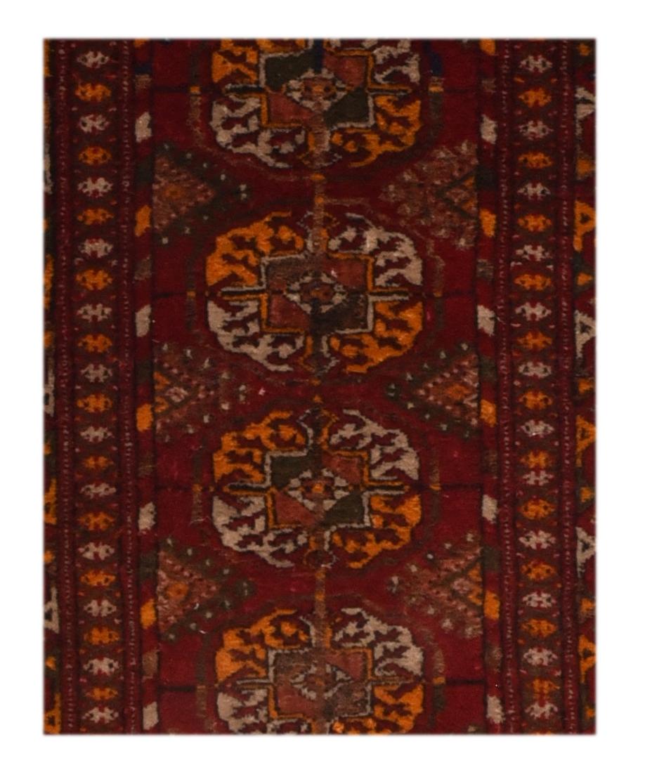 Vintage Turkish Bokhara Rug In Good Condition For Sale In New York, NY