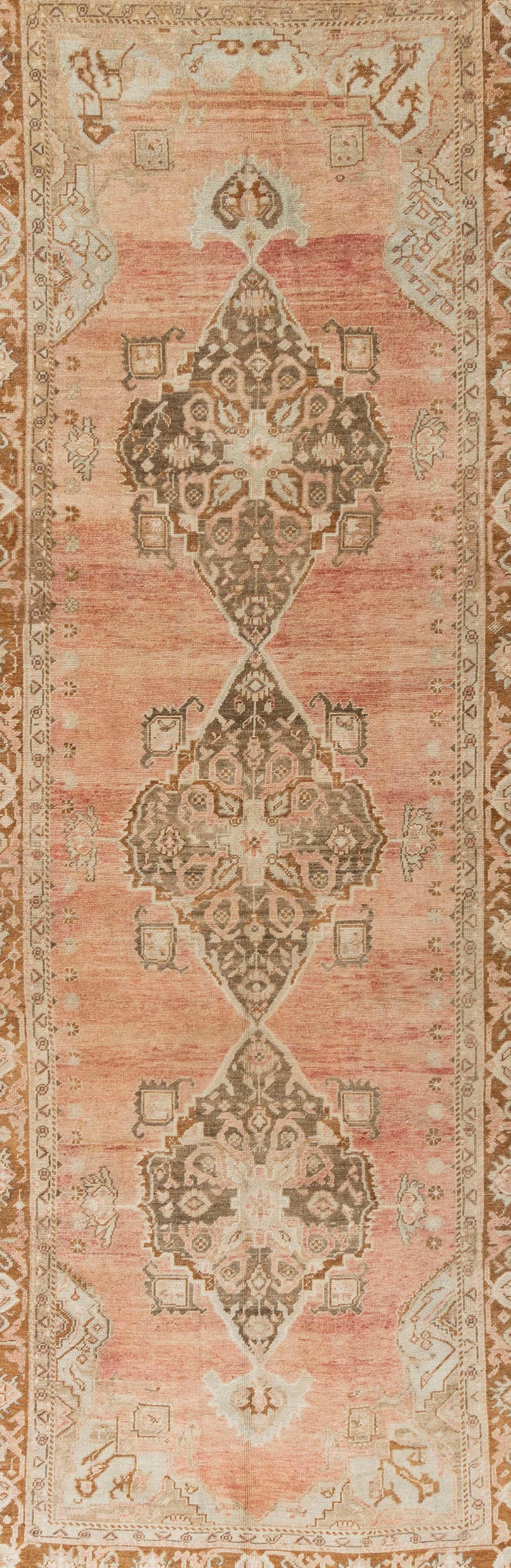 Tapis Oushak en laine nouée à la main, vintage, Brown Silver en vente 1