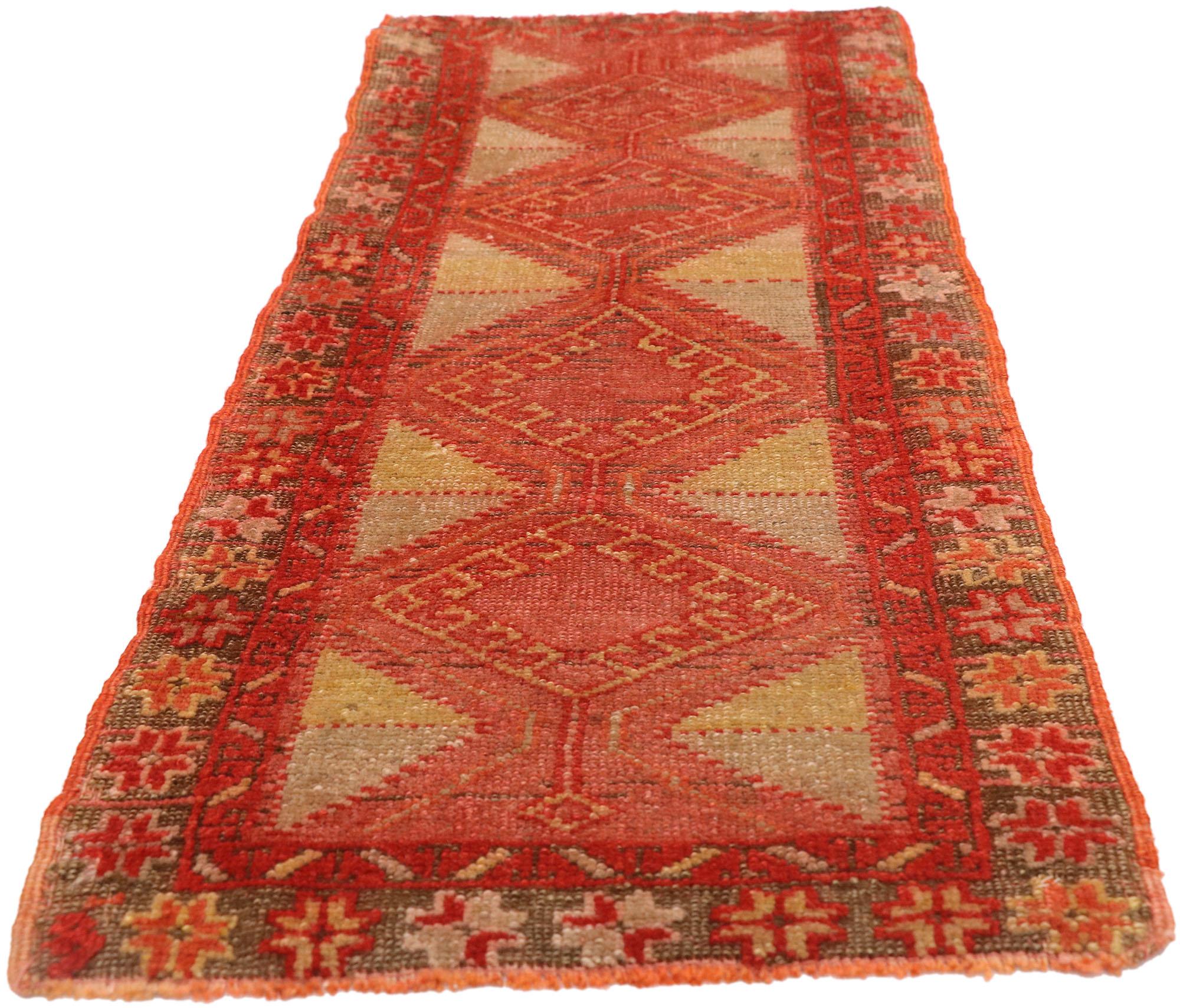 Oushak Vintage Turkish Carpet,  Anatolian Enchantment Meets Stylish Durability For Sale