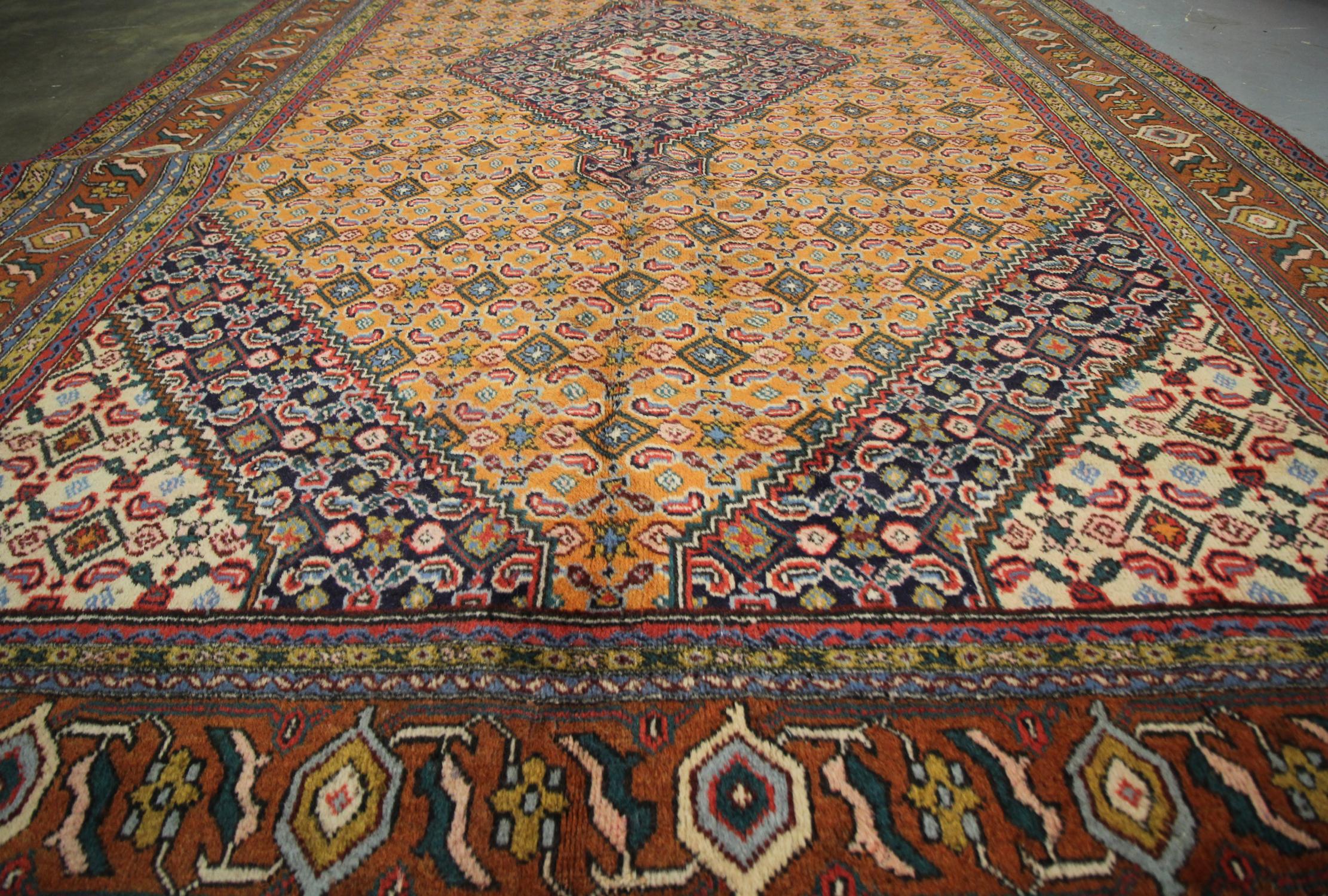 Victorian Vintage Turkish Carpet Handwoven Gold Wool Living Room Rug For Sale