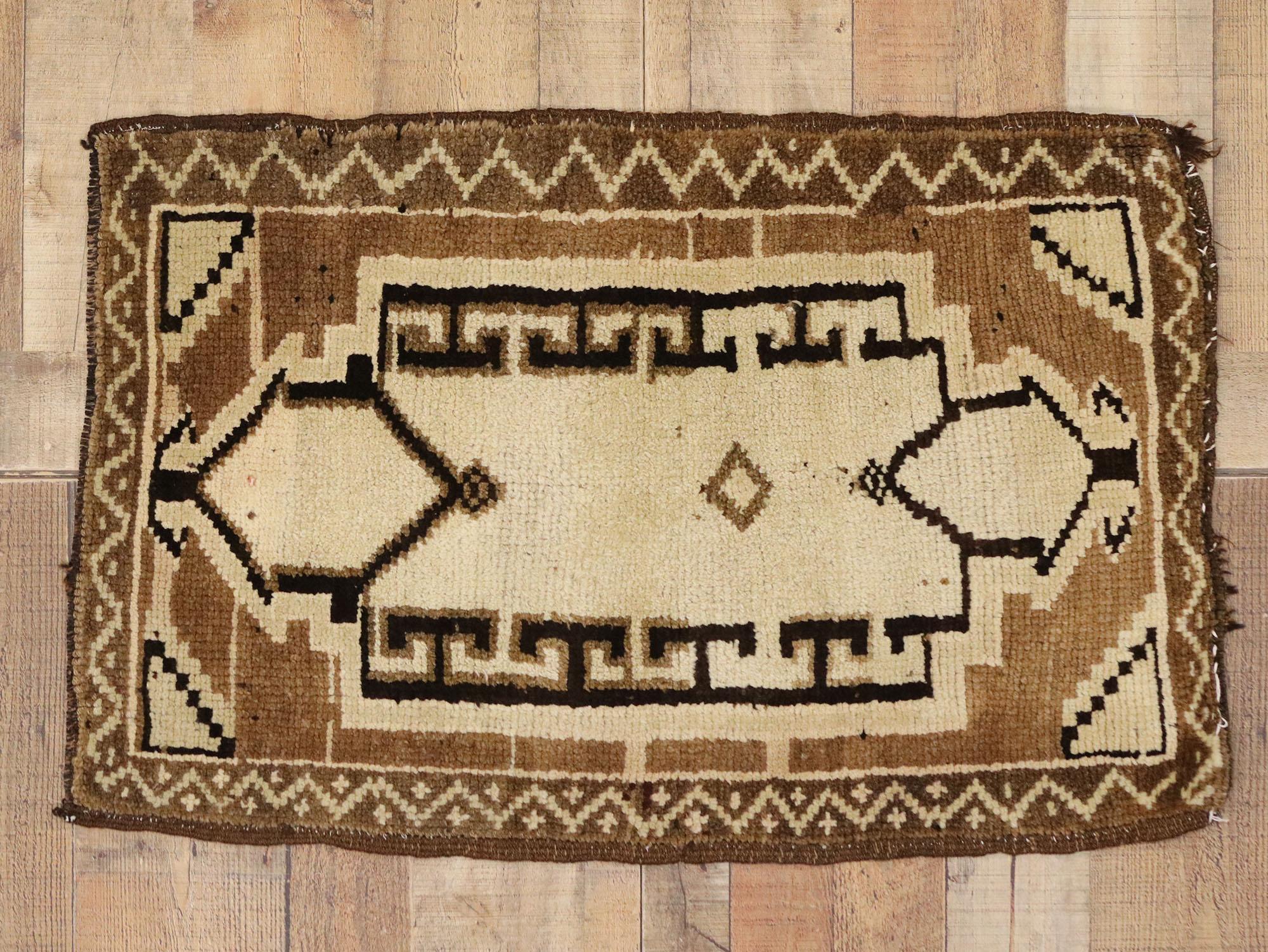 Vintage Turkish Carpet, Mid-Century Meets Earth-Tone Elegance For Sale 1
