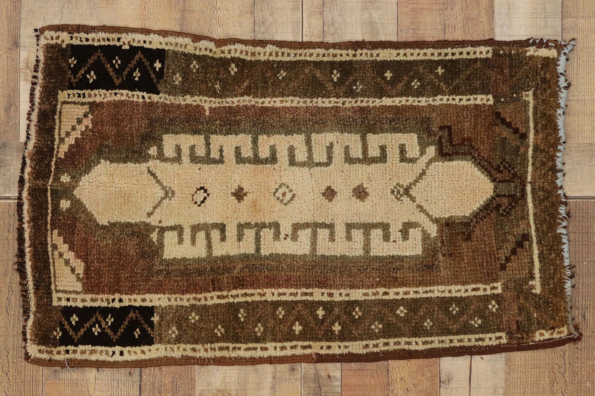 Vintage Turkish Carpet, Mid-Century Meets Earth-Tone Elegance For Sale 2