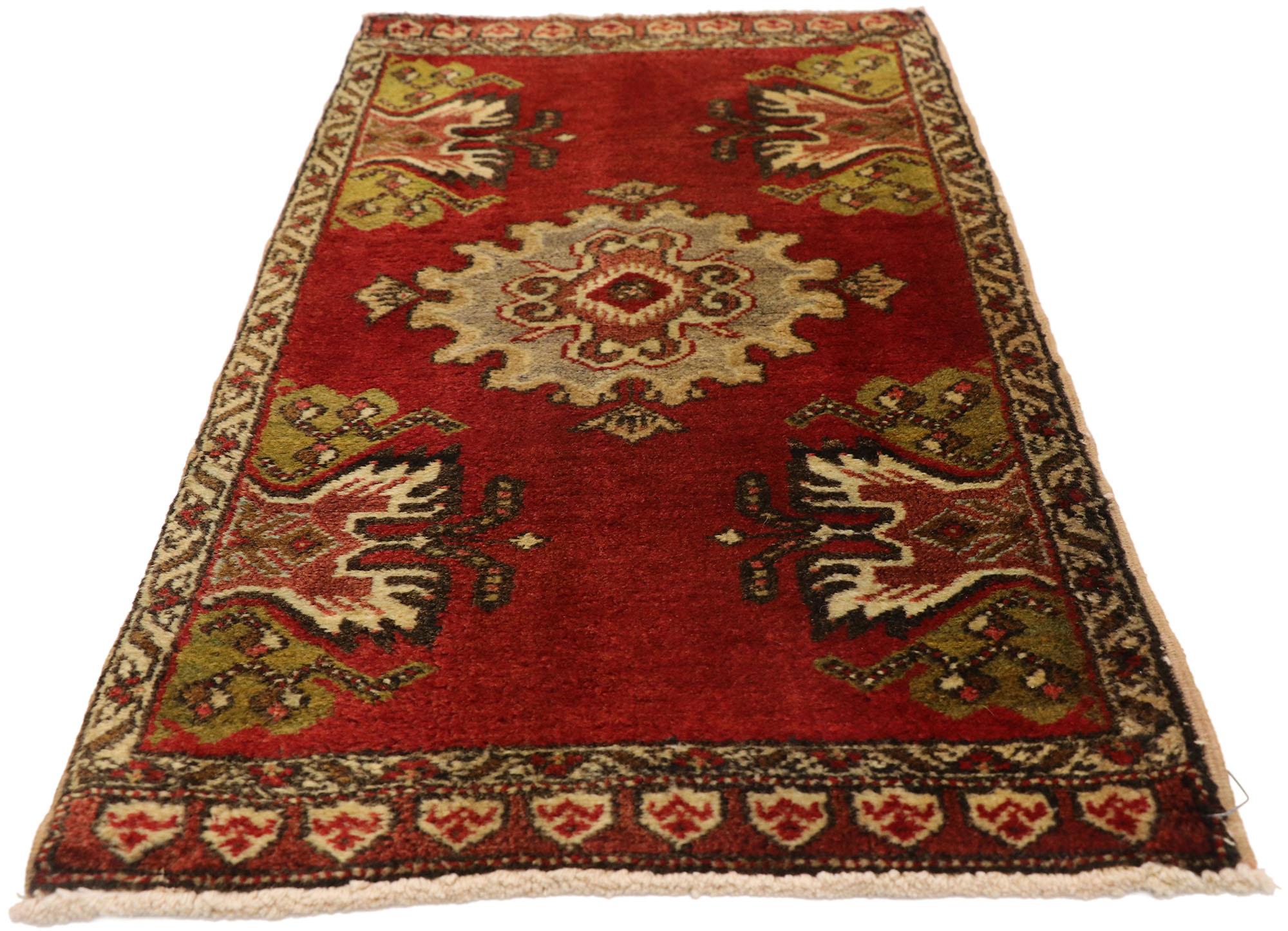 Oushak Tappeto turco vintage, il fascino senza tempo incontra l'eleganza della durevolezza in vendita