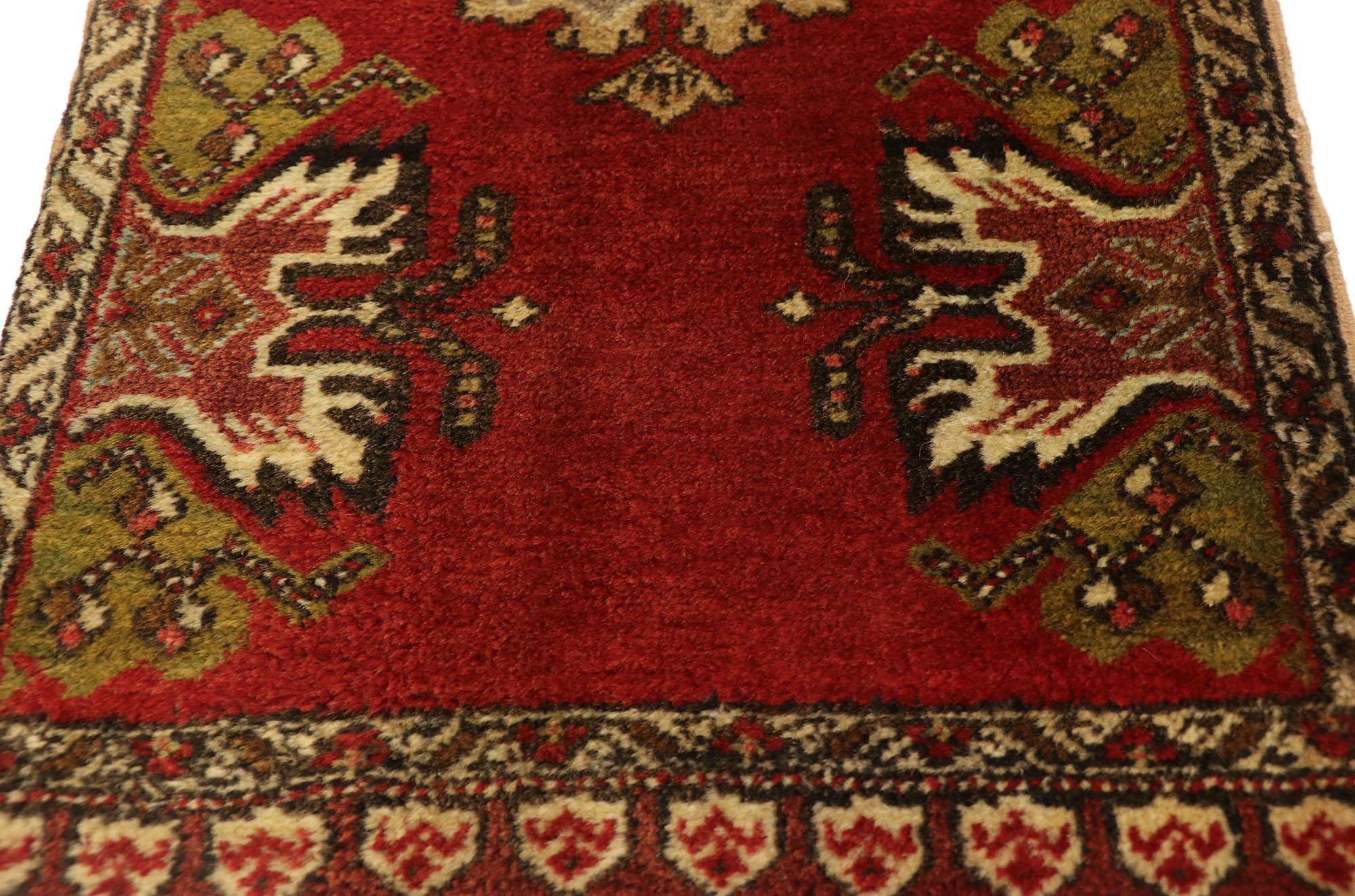 Turco Tappeto turco vintage, il fascino senza tempo incontra l'eleganza della durevolezza in vendita