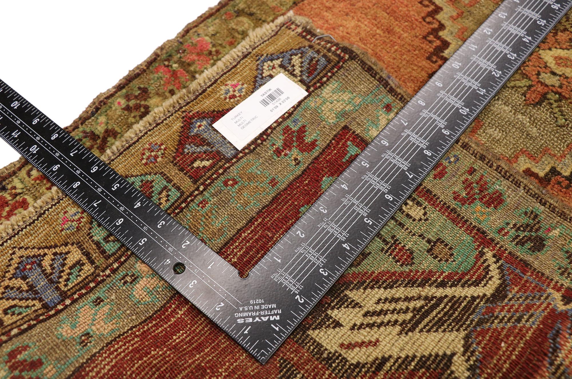 Noué à la main Tapis turc vintage, l'attrait intemporel rencontre la durabilité élégante en vente
