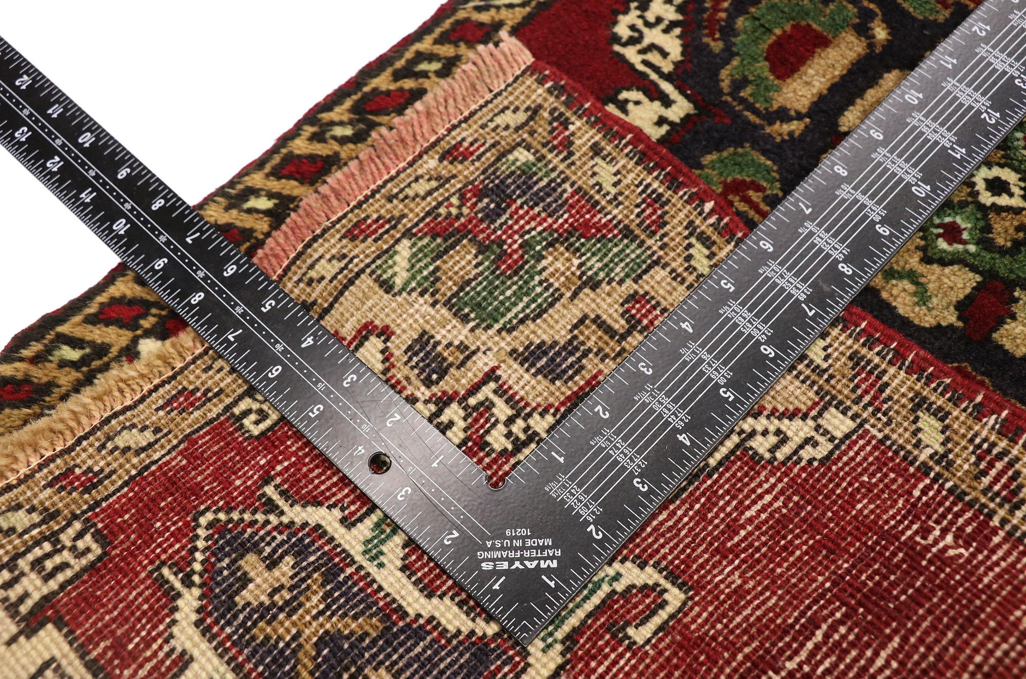 Vintage Turkish Carpet, Timeless Appeal Meets Stylish Durability In Good Condition For Sale In Dallas, TX