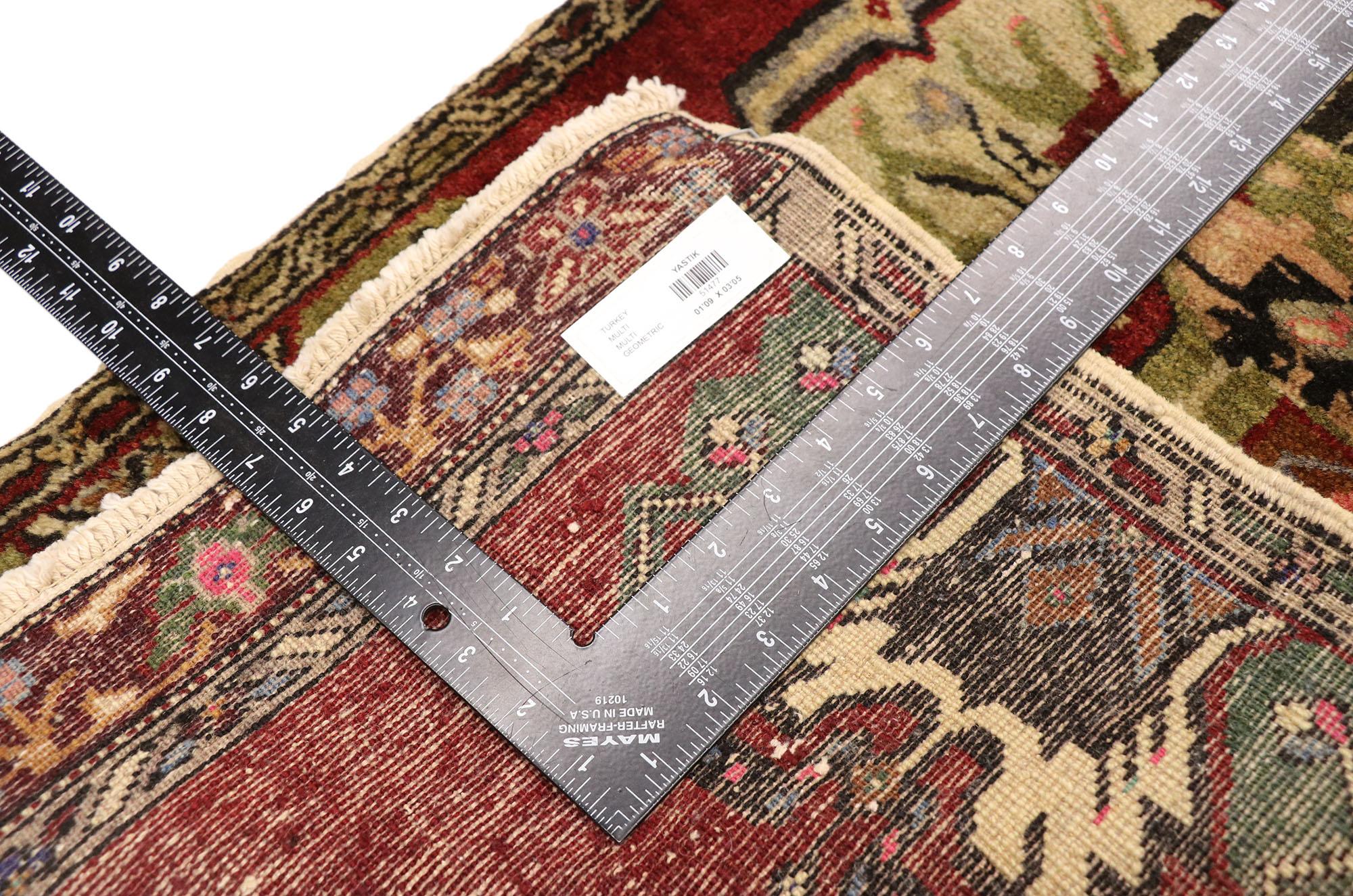 Vintage Turkish Carpet, Timeless Appeal Meets Stylish Durability In Good Condition For Sale In Dallas, TX