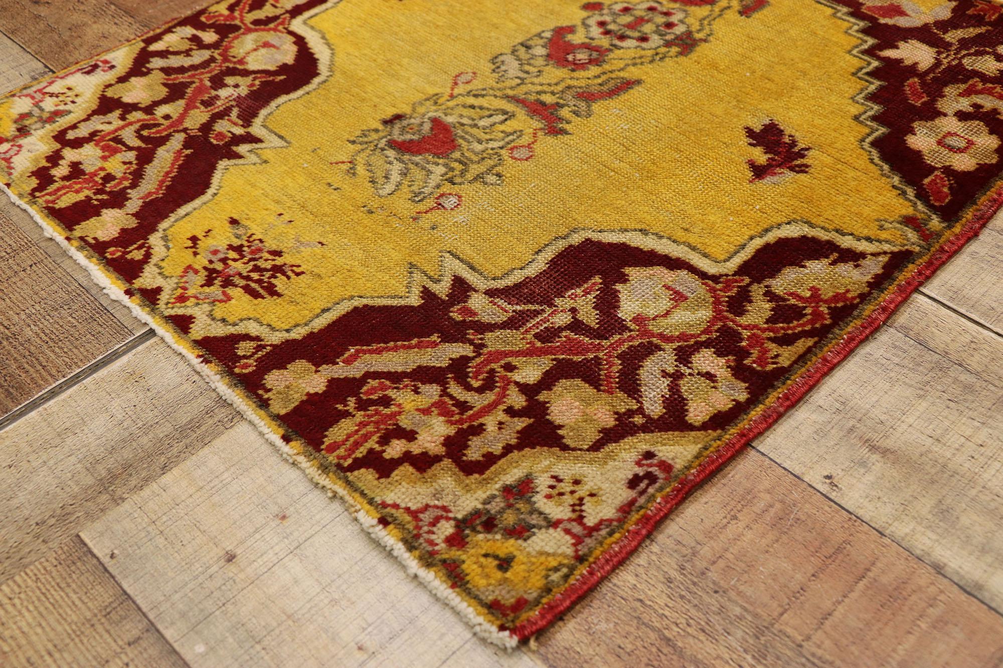 Alfombra turca vintage, el atractivo atemporal se une a la durabilidad con estilo en Bueno estado para la venta en Dallas, TX