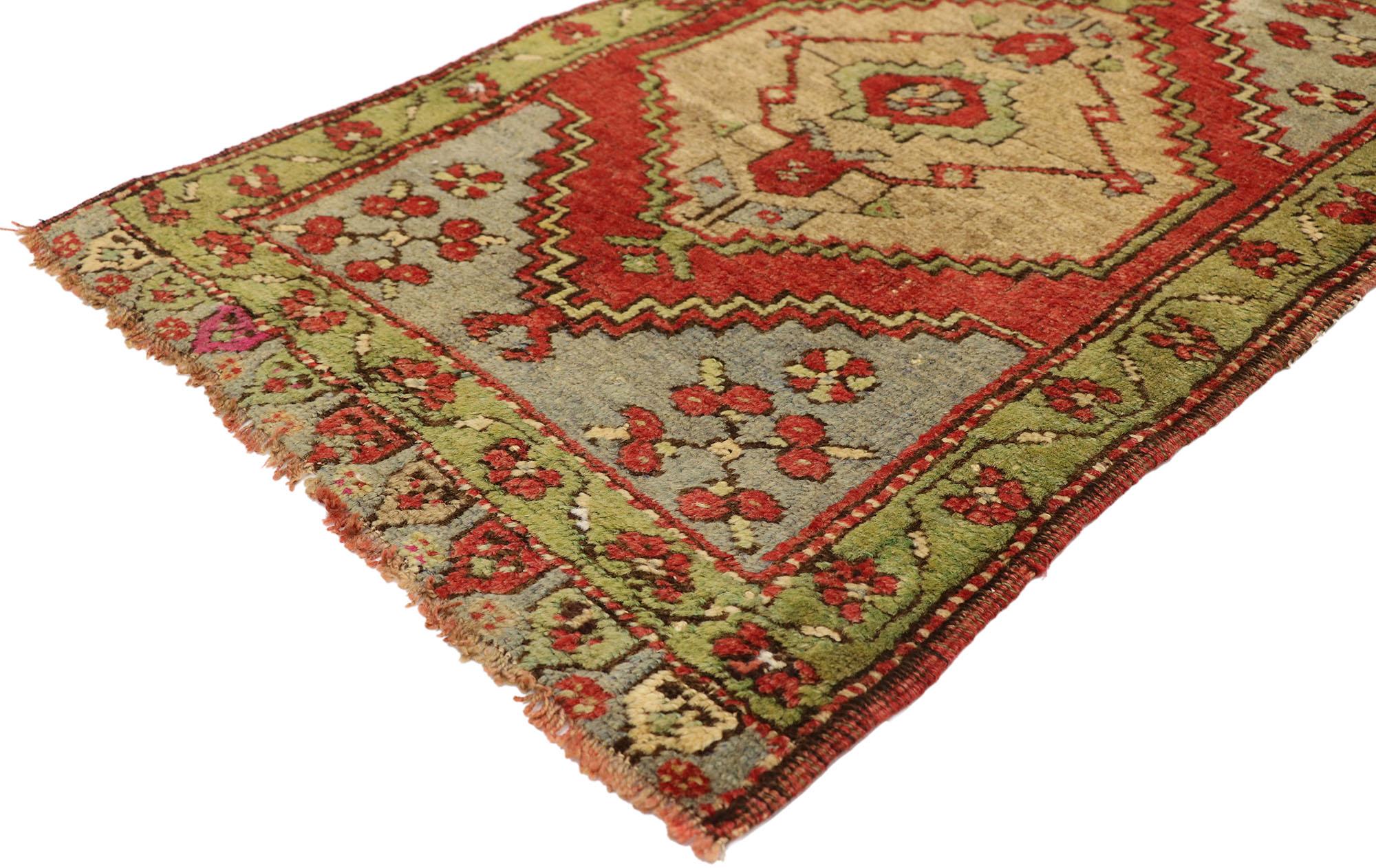 Alfombra turca vintage, el atractivo atemporal se une a la durabilidad con estilo siglo XX en venta