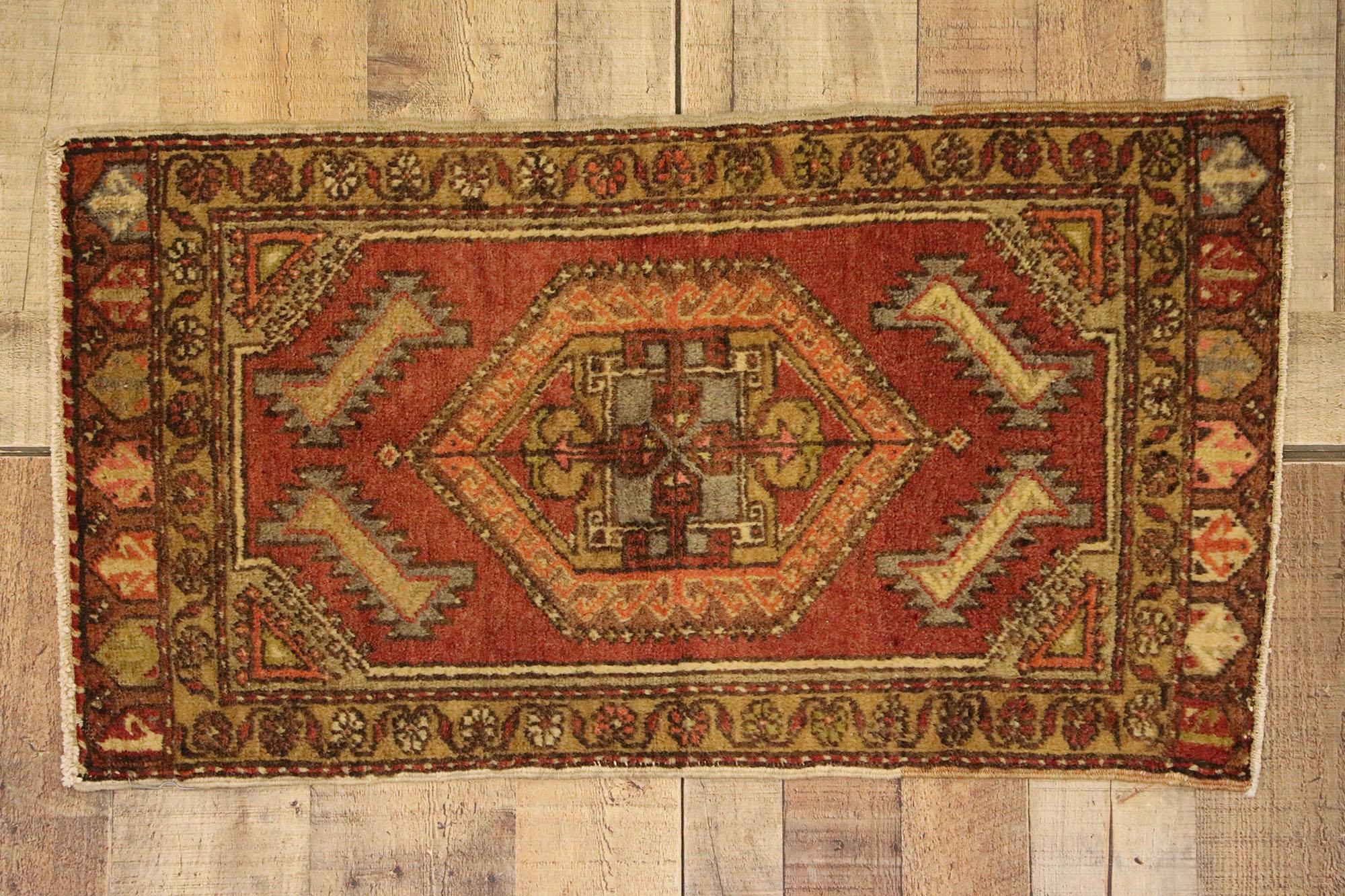 Vintage Turkish Carpet, Timeless Appeal Meets Stylish Durability For Sale 1