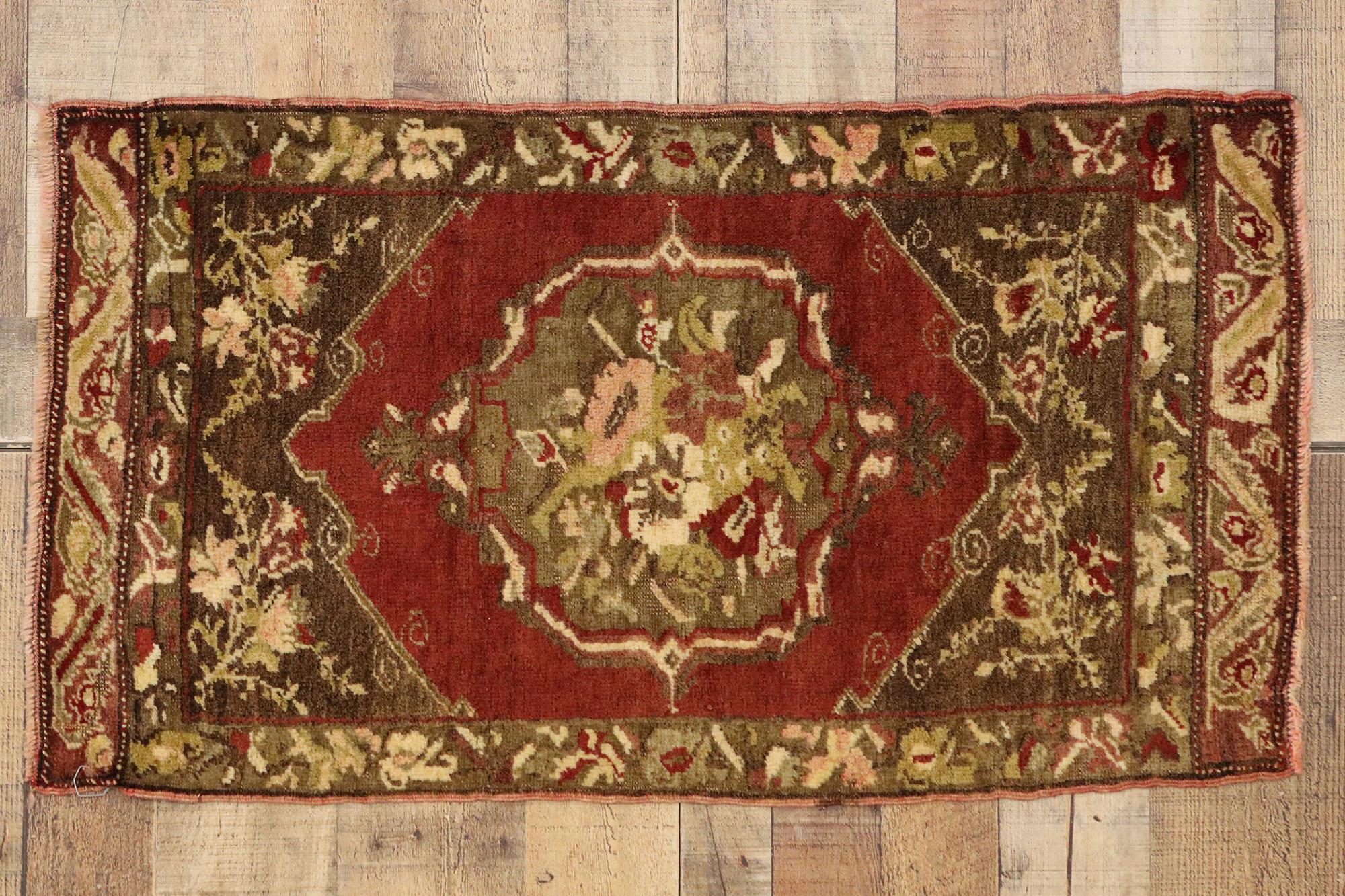 Vintage Turkish Carpet, Timeless Appeal Meets Stylish Durability For Sale 1