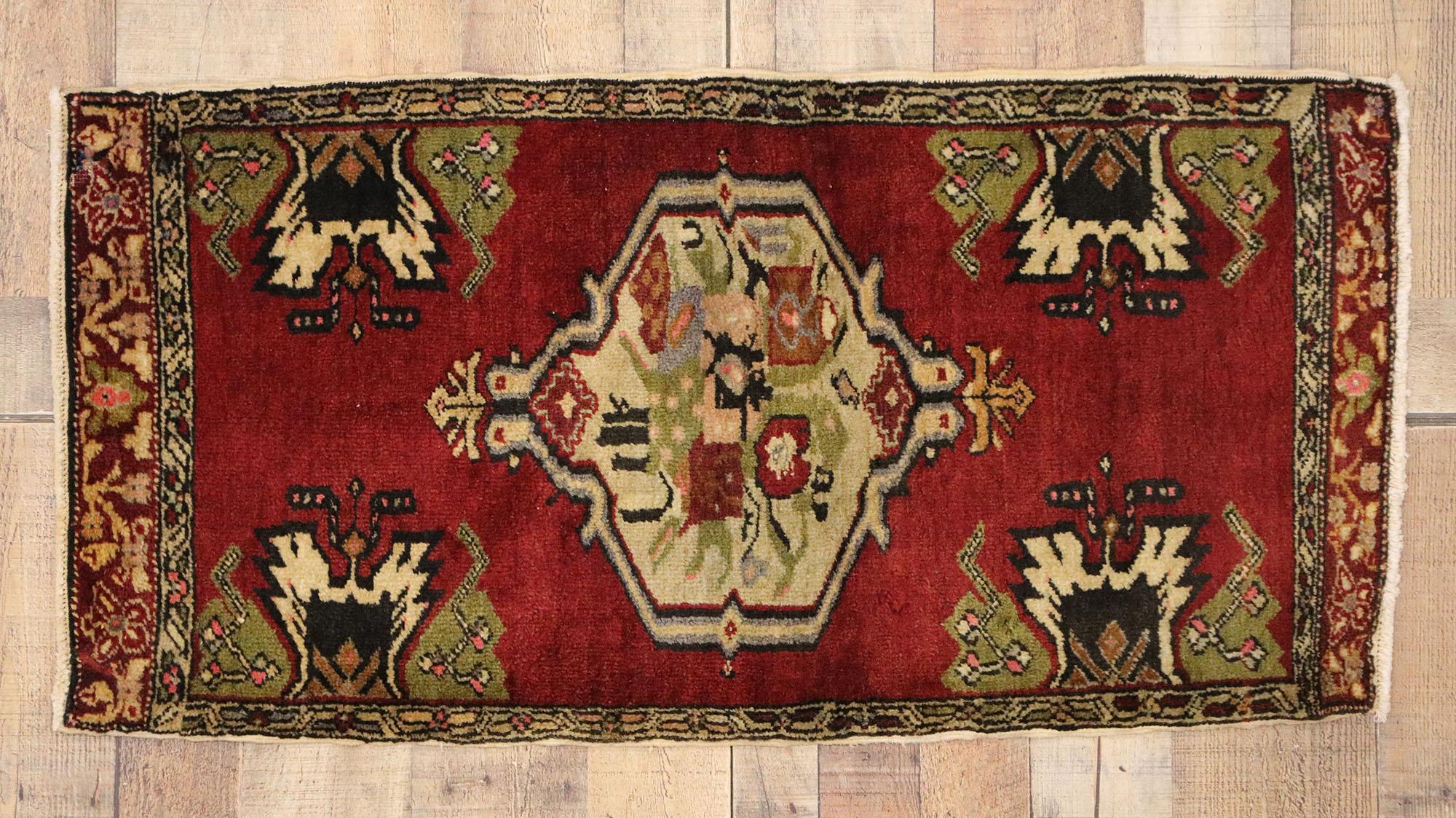 Vintage Turkish Carpet, Timeless Appeal Meets Stylish Durability For Sale 1