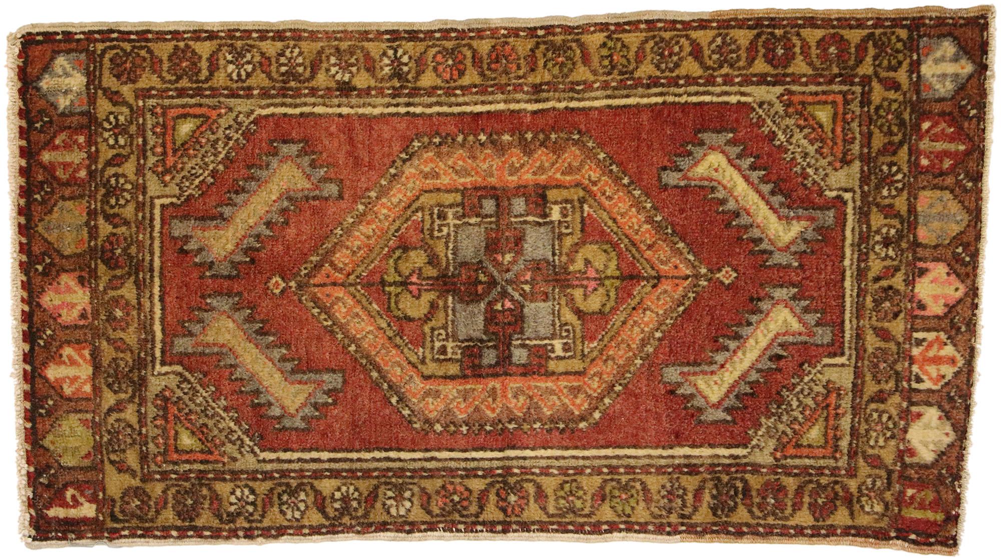 Vintage Turkish Carpet, Timeless Appeal Meets Stylish Durability For Sale 2