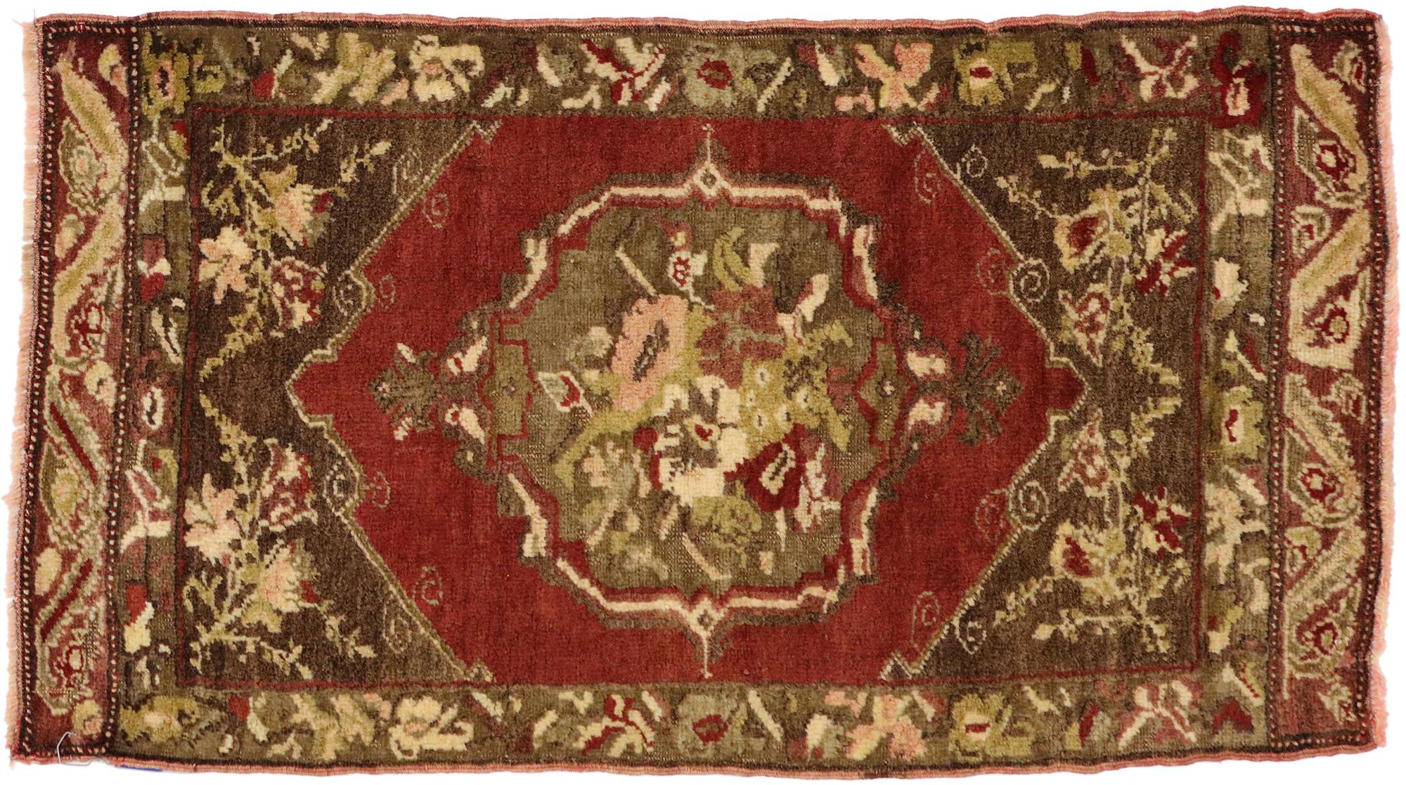 Vintage Turkish Carpet, Timeless Appeal Meets Stylish Durability For Sale 2