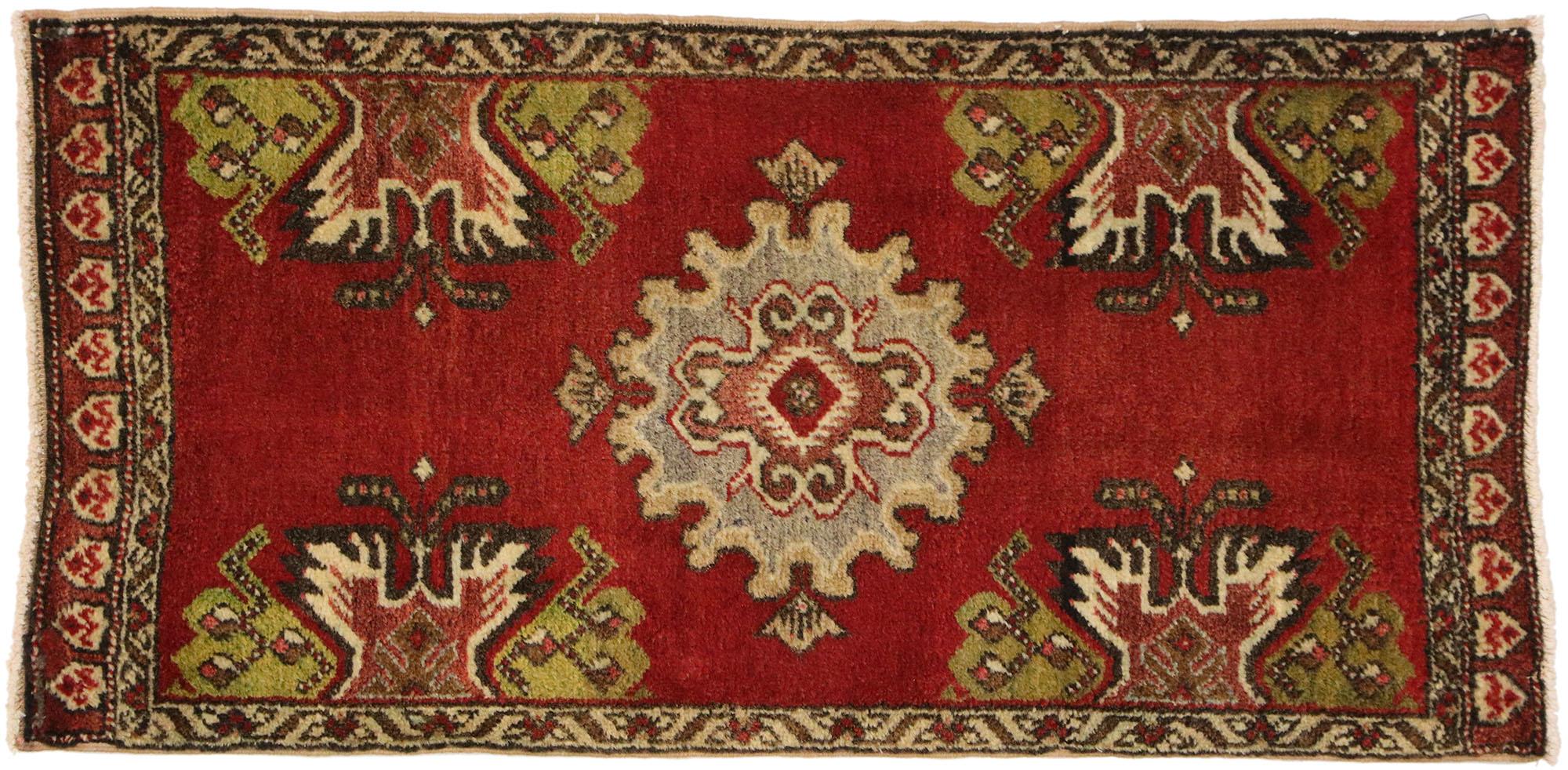 Tappeto turco vintage, il fascino senza tempo incontra l'eleganza della durevolezza in vendita 1