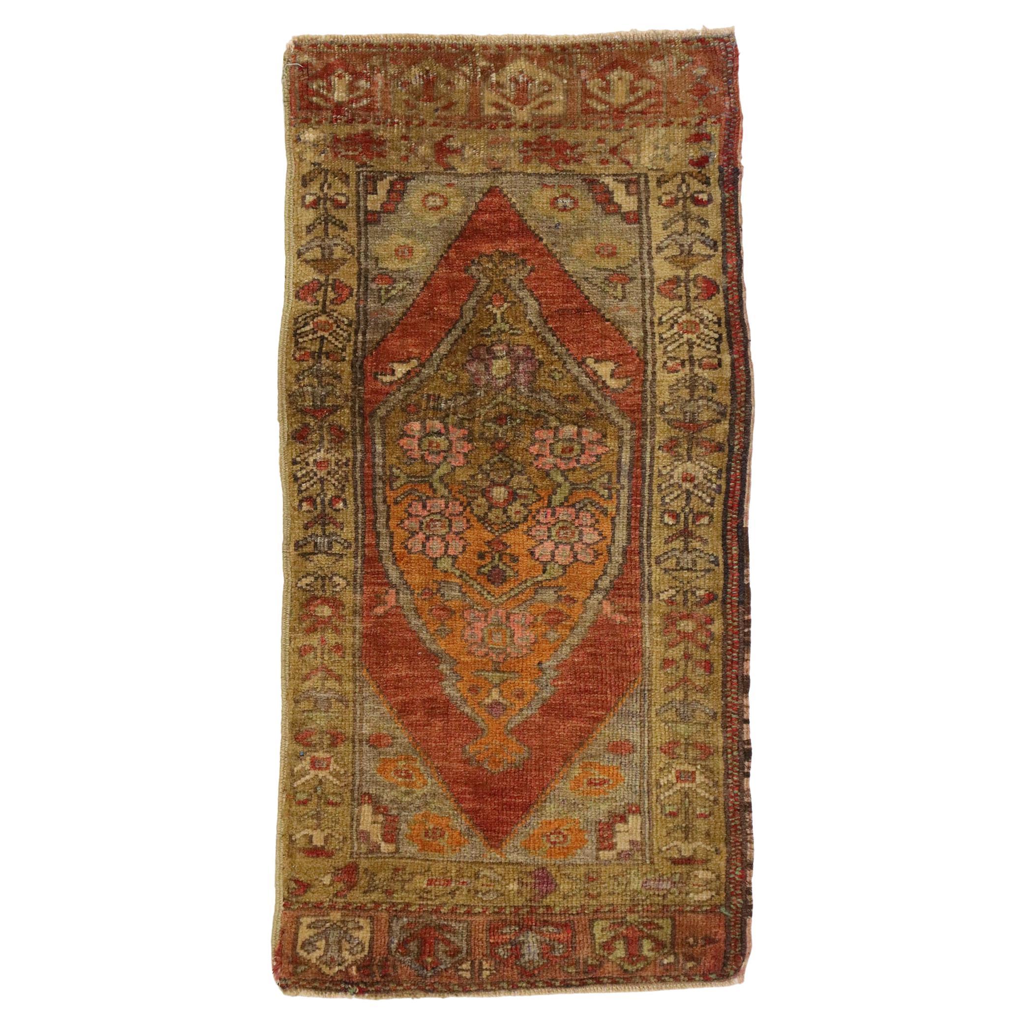 Alfombra turca vintage, el atractivo atemporal se une a la durabilidad con estilo en venta