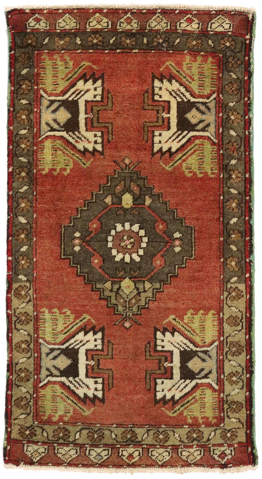 Türkischer Teppich im Vintage-Stil: Timeless Appeal trifft auf stilvolle Langlebigkeit