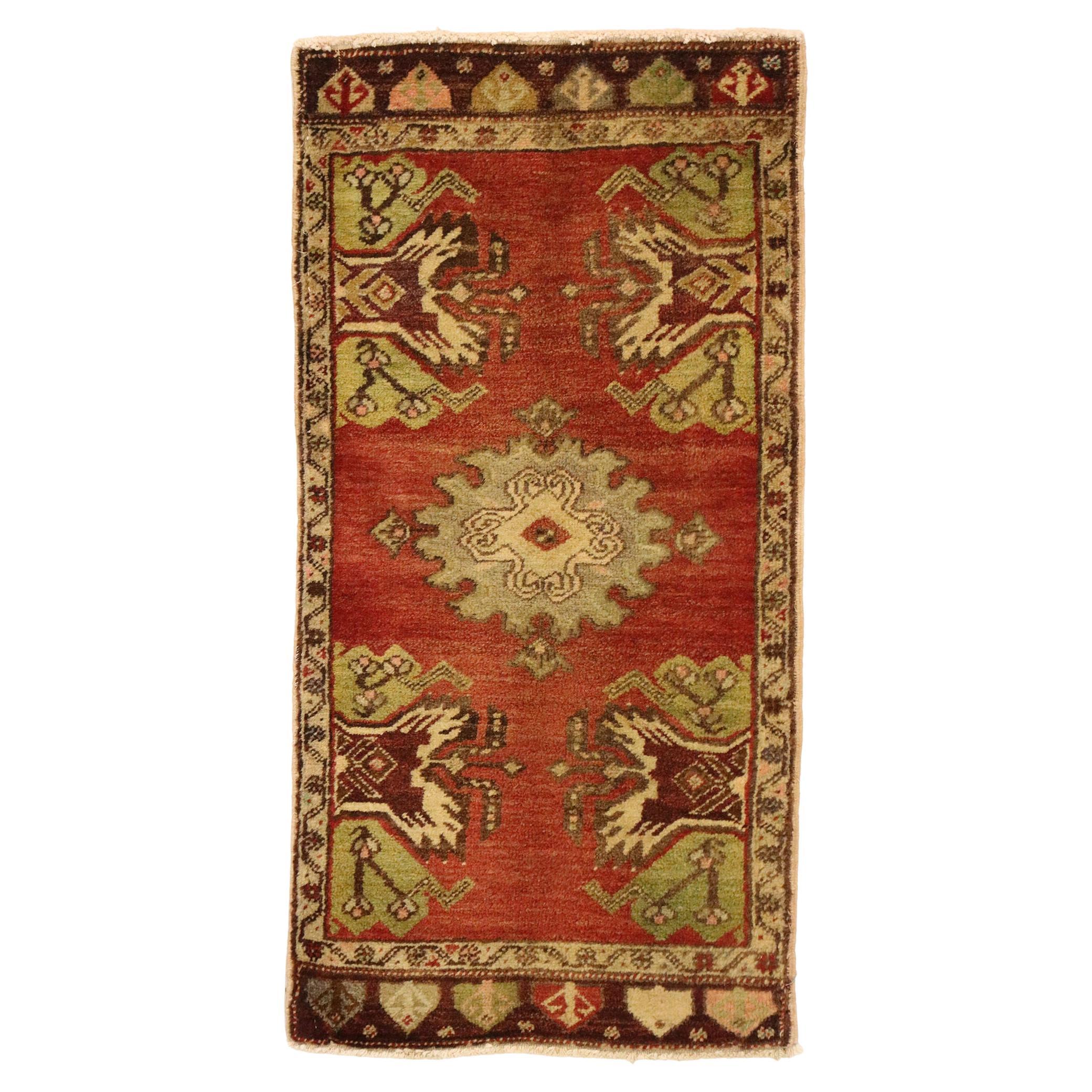 Tapis turc vintage, l'attrait intemporel rencontre la durabilité élégante en vente
