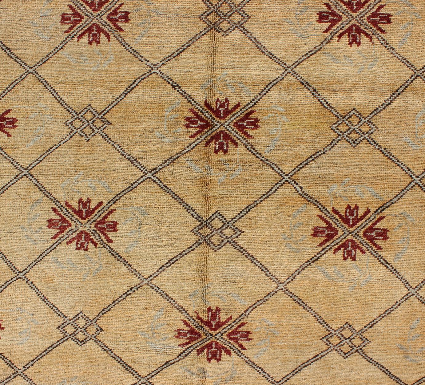 Türkischer Oushak-Teppich im Vintage- Cross-Hatch-Design von Keivan Woven Arts, 4'2 x 9'7 (Wolle) im Angebot