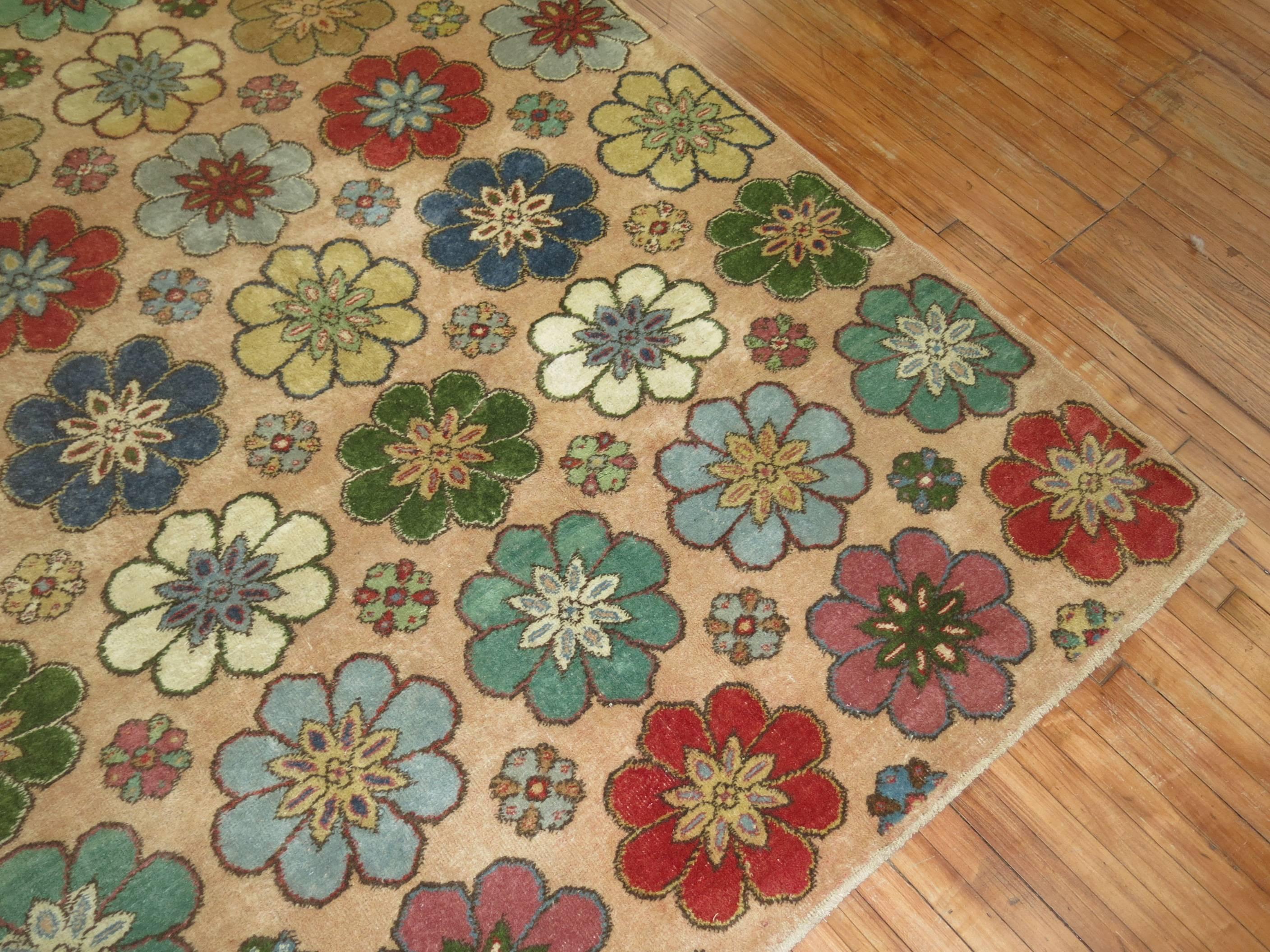Archaistic Vintage Turkish Deco Rug For Sale
