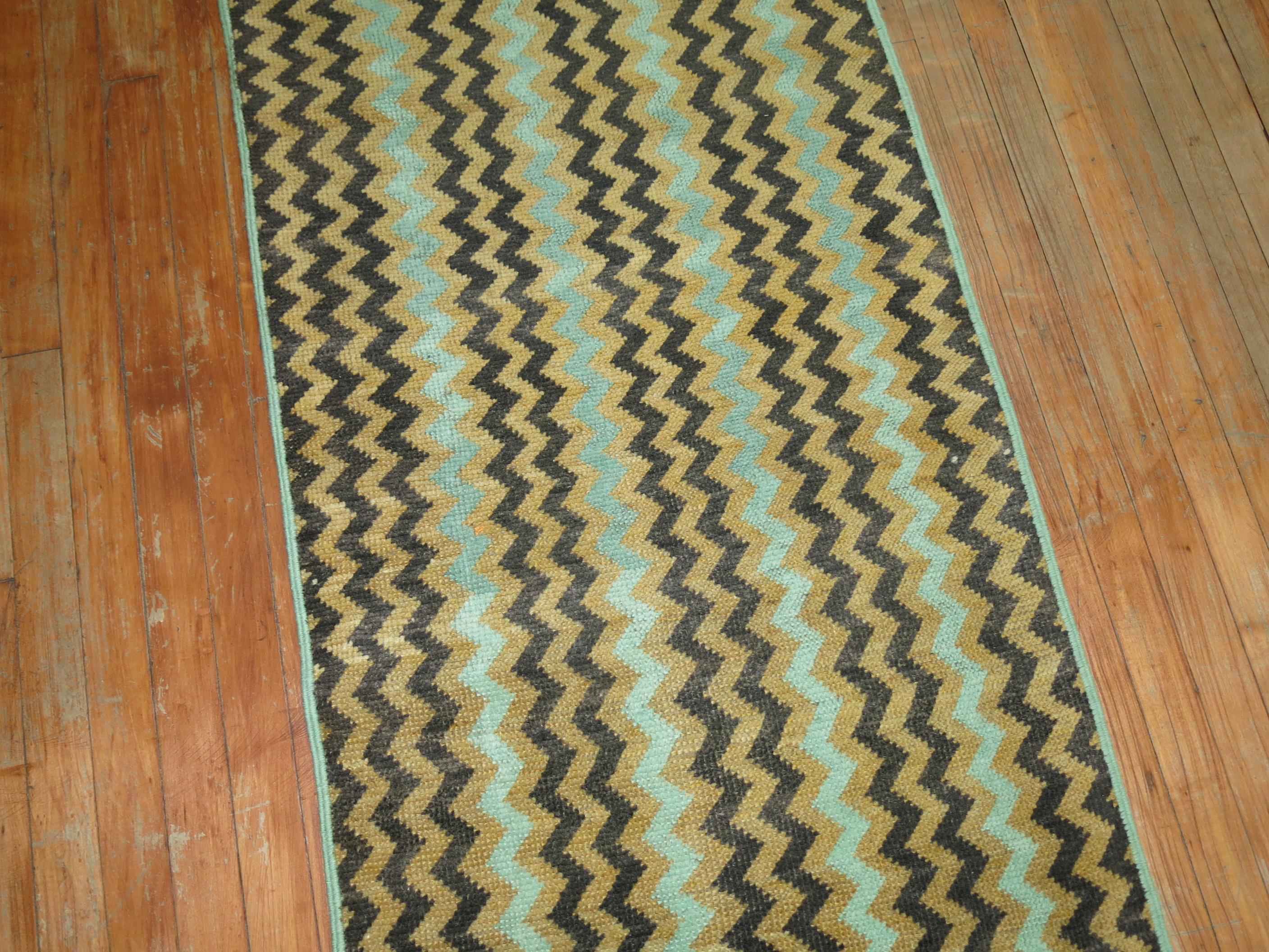 Vintage Turkish Deco Runner In Good Condition For Sale In New York, NY
