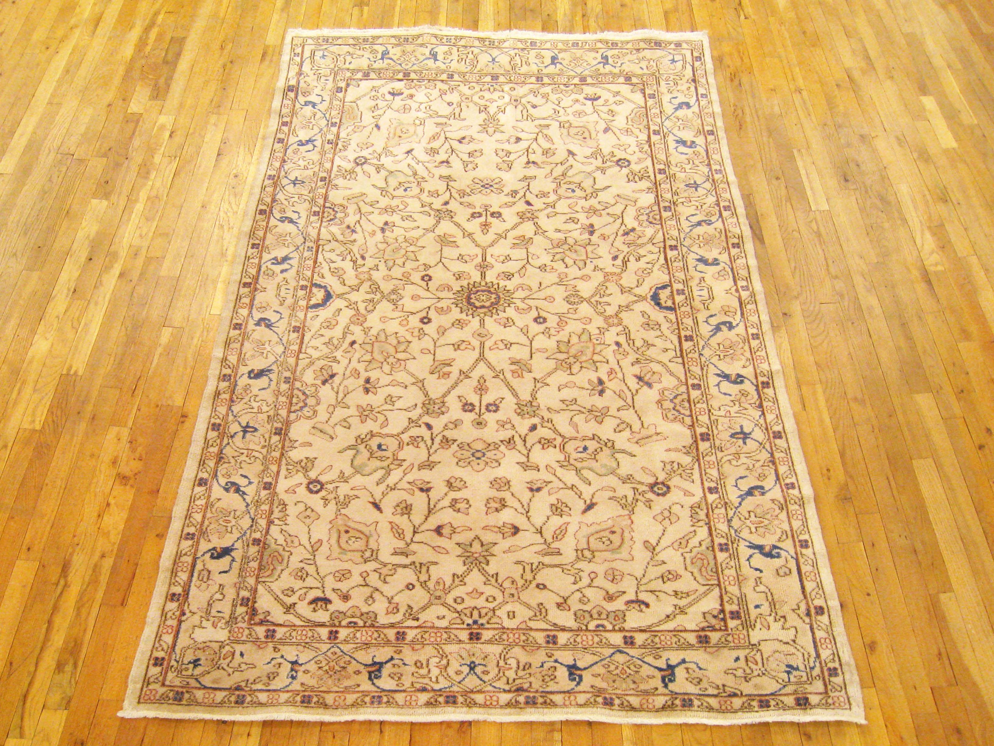 Vintage Turkish Oushak decorative oriental carpet, room size, with Ivory Field

A gorgeous vintage Turkish Oushak carpet, circa 1960, size 8'6