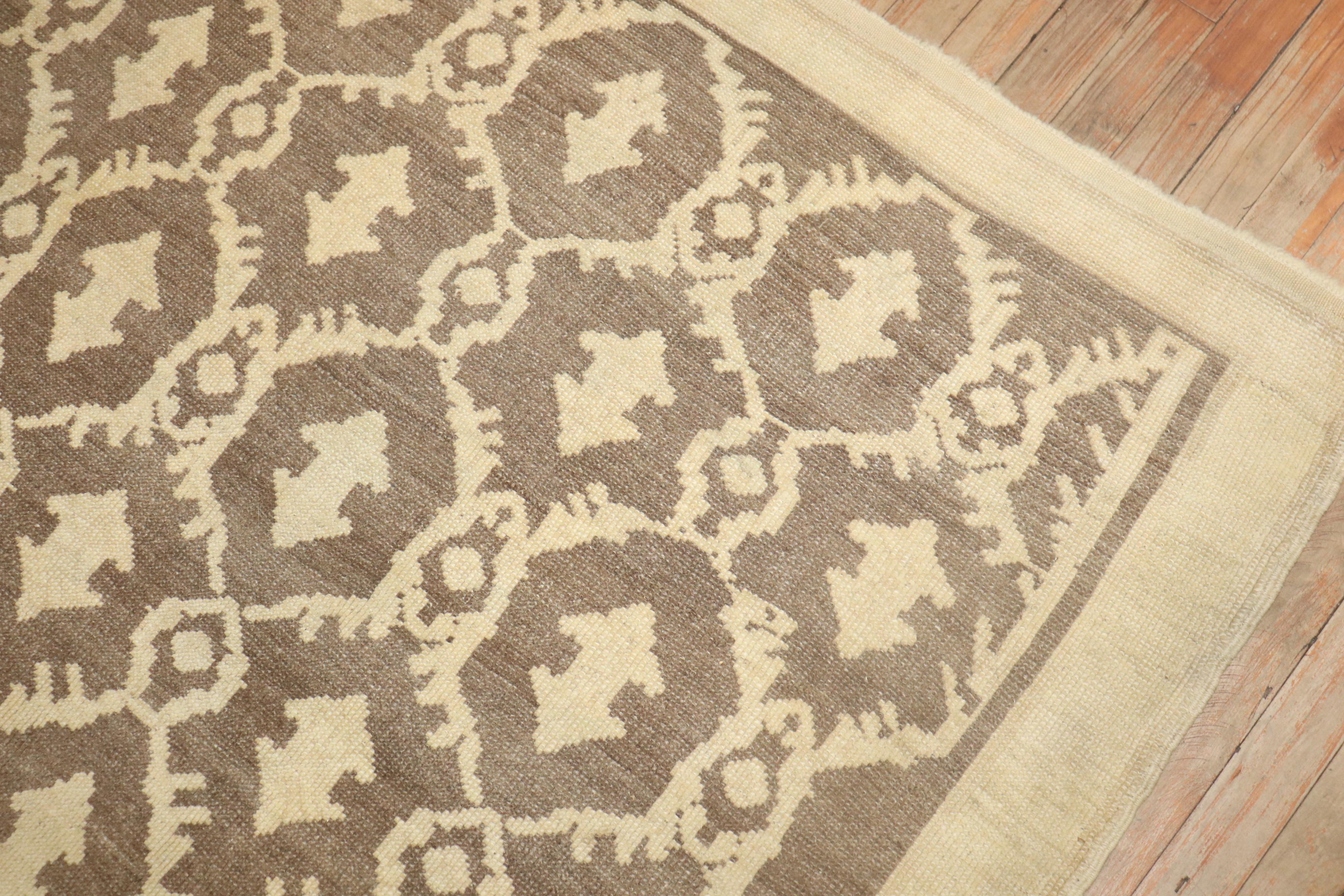 Turc Tapis décoratif turc vintage de la collection Zabihi en vente