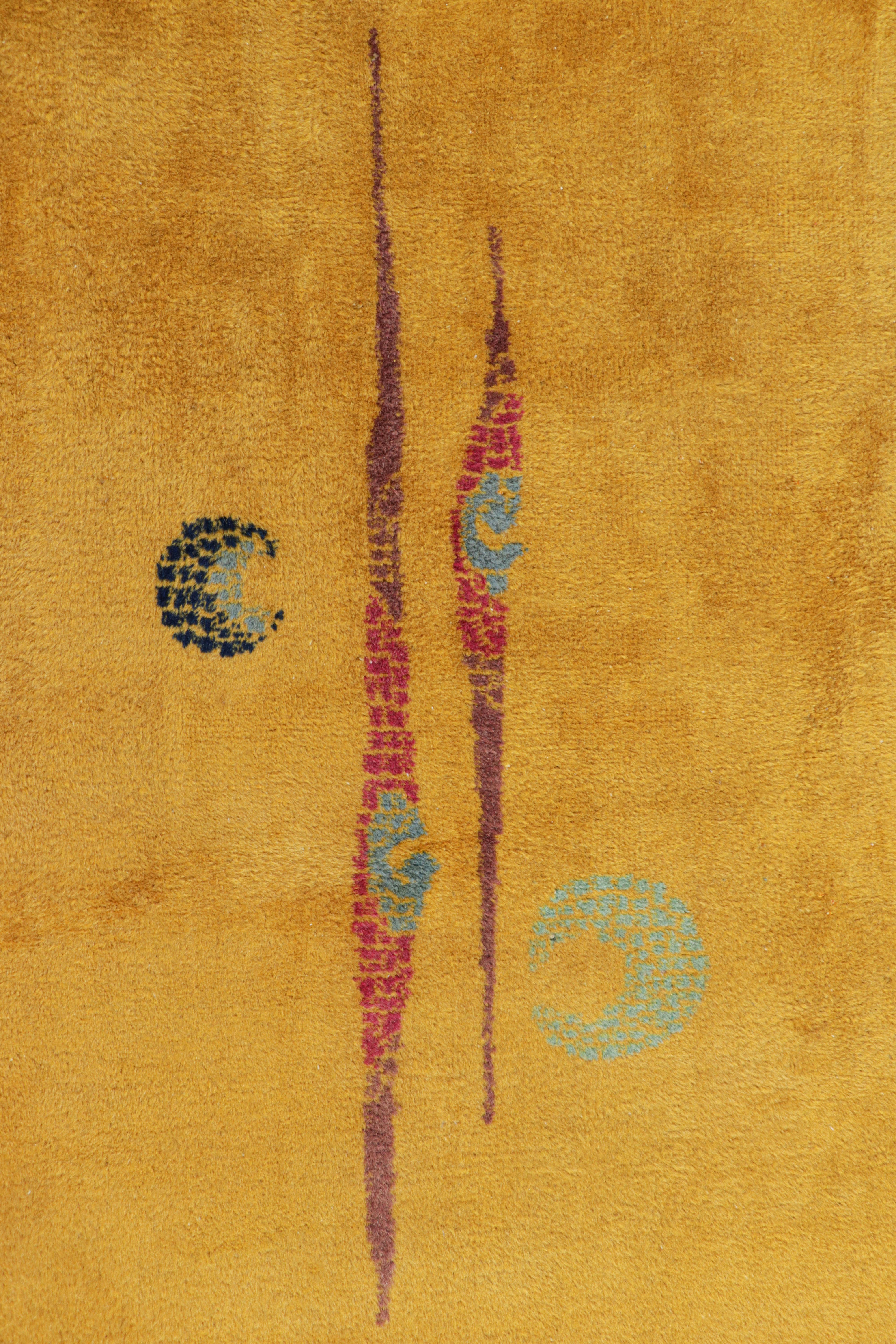 Vintage Zeki Müren Rug in Gold with Geometric Patterns  Rug & Kilim (Türkisch) im Angebot