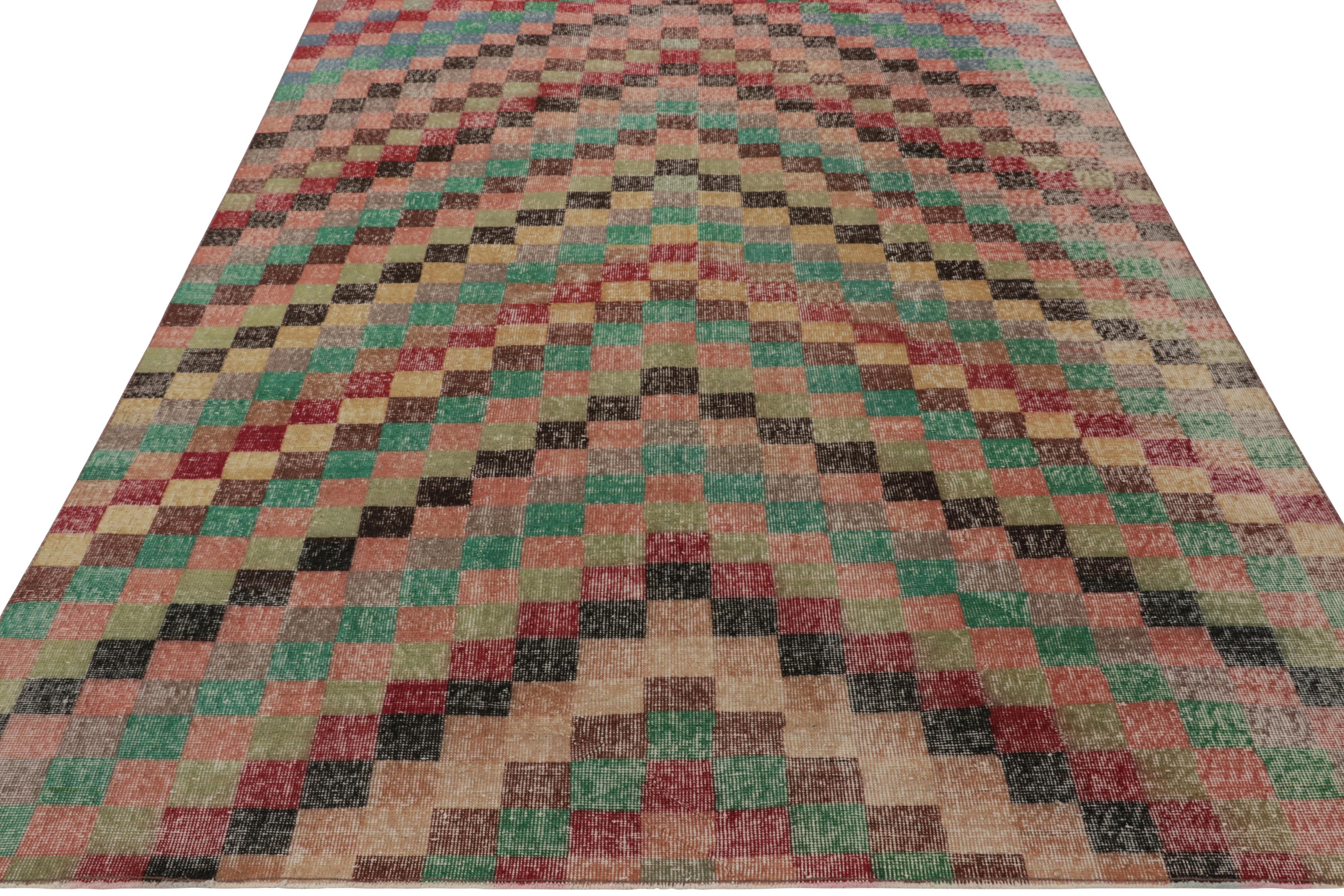 Türkischer Vintage-Teppich mit bunten Rautenmustern  - Rug & Kilim (Mitte des 20. Jahrhunderts) im Angebot