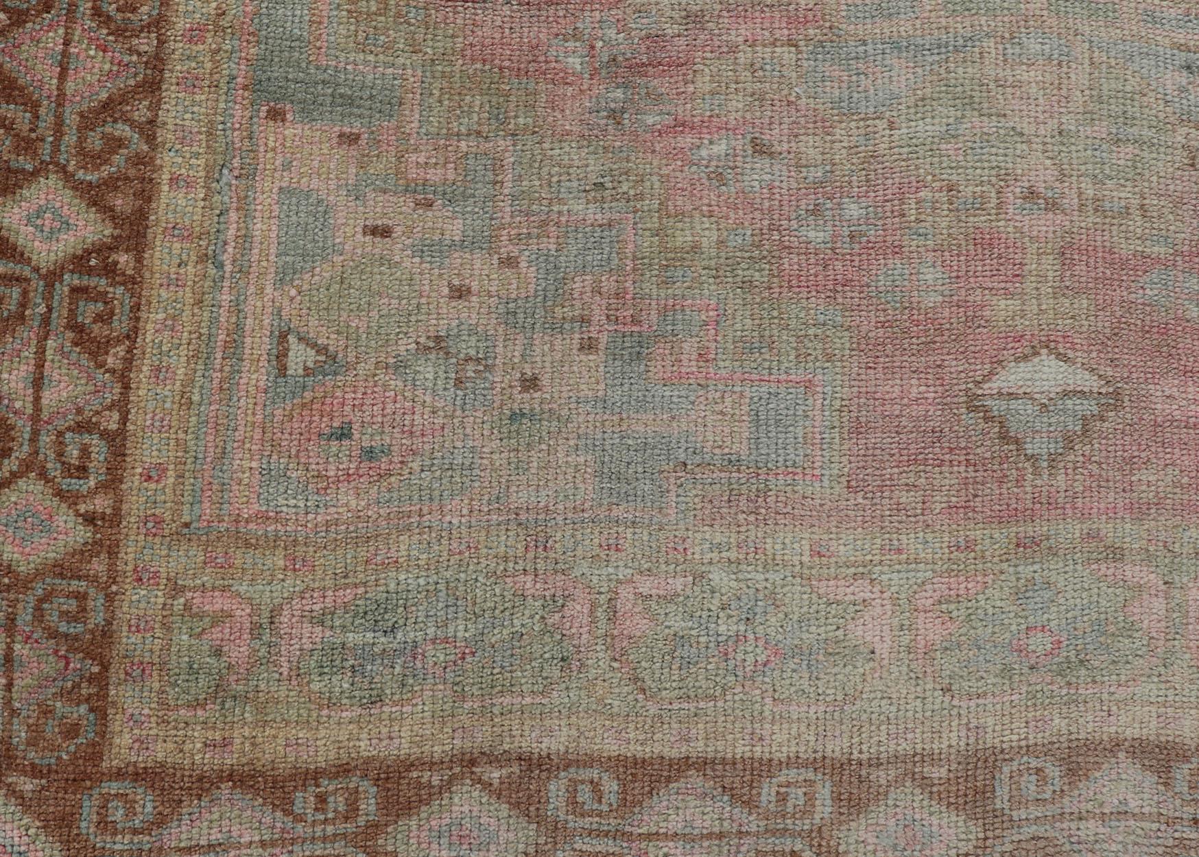 Oushak turco vintage de doble medallón en tonos tierra neutros 4'5 x 8'0 Anudado a mano en venta
