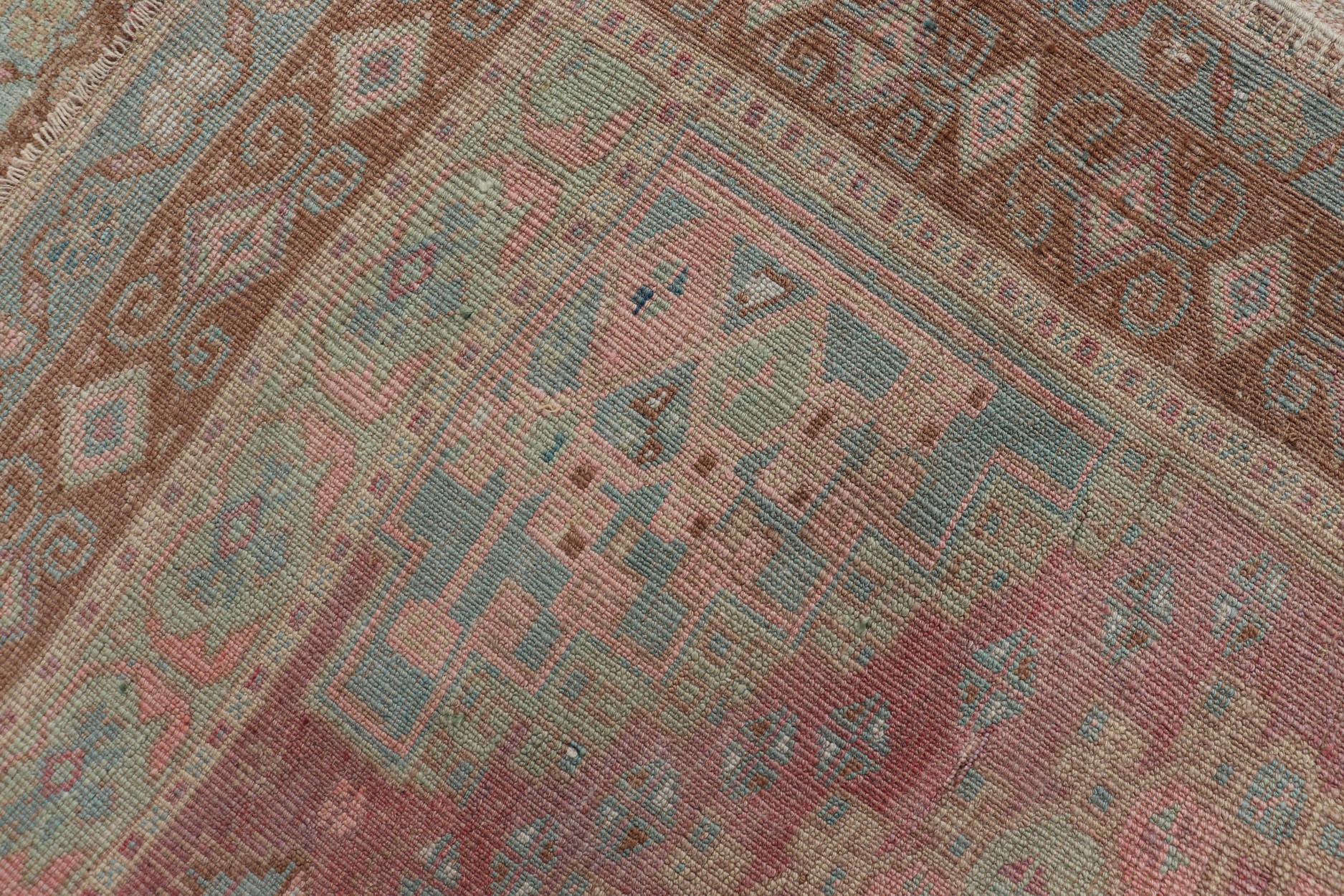 Oushak turco vintage de doble medallón en tonos tierra neutros 4'5 x 8'0 en venta 1