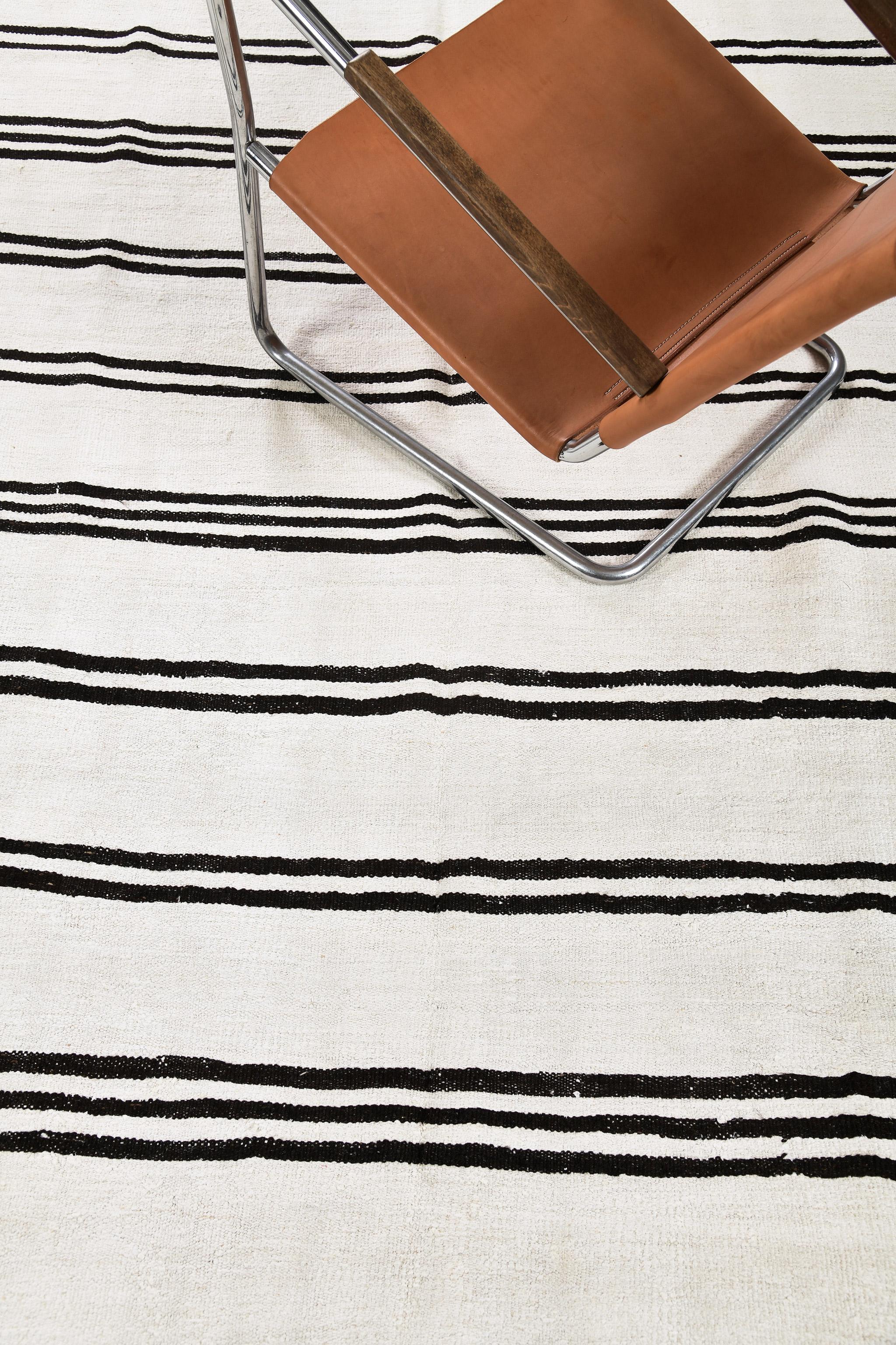 Metà XX secolo Kilim turco vintage Duz in vendita