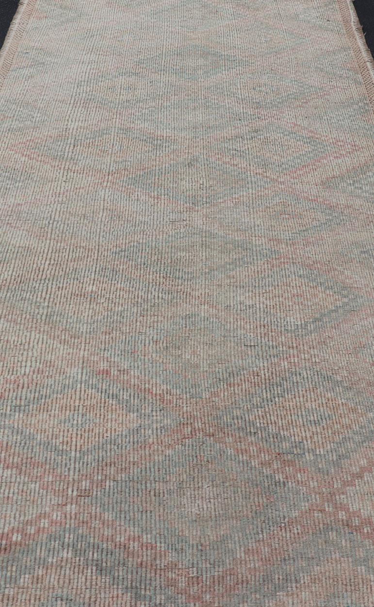 Türkischer bestickter Flachgewebe-Teppich mit geometrischem Muster aus der Türkei im Angebot 1