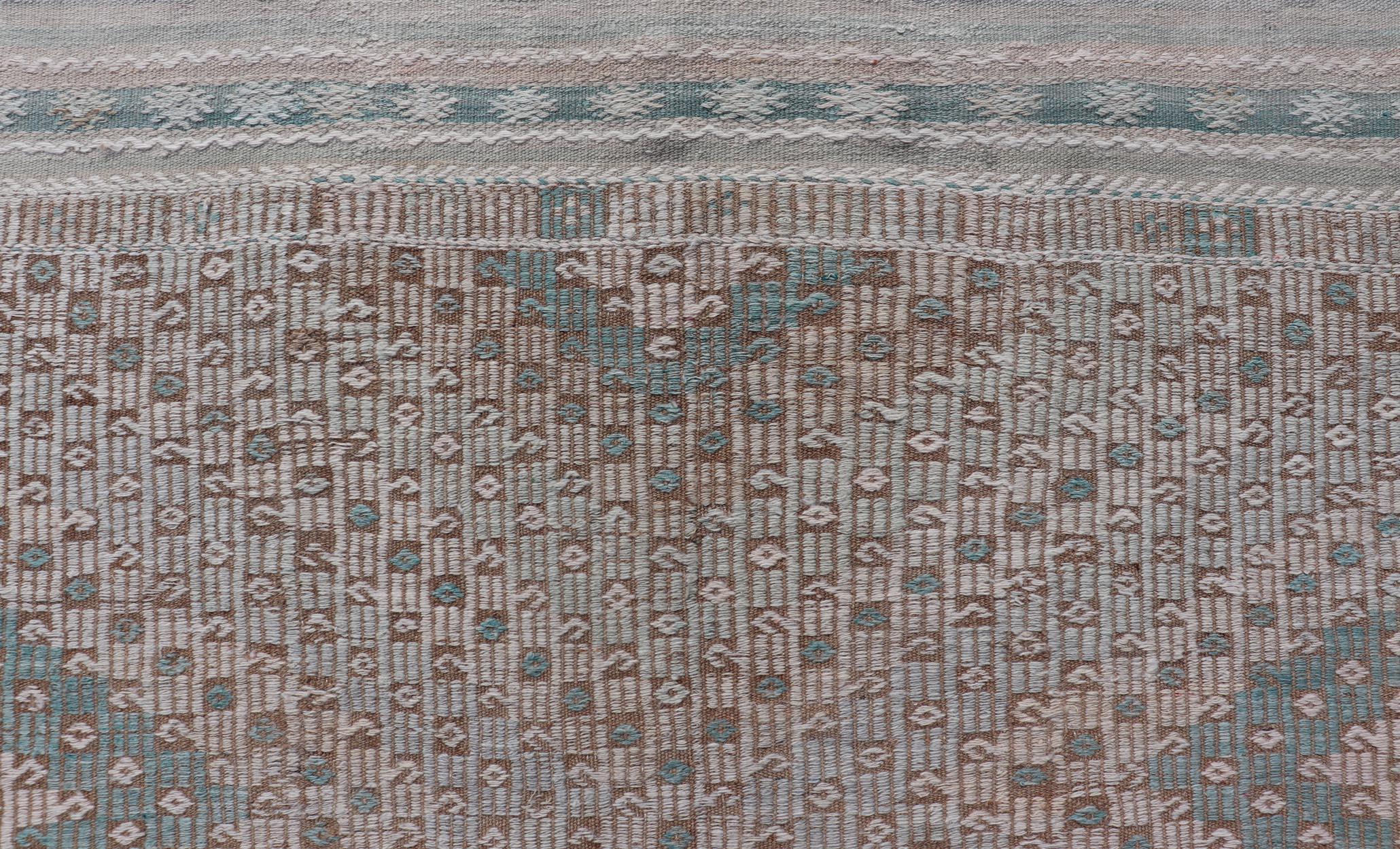 Türkischer bestickter Flachgewebe-Teppich mit geometrischem Muster aus der Türkei im Angebot 2
