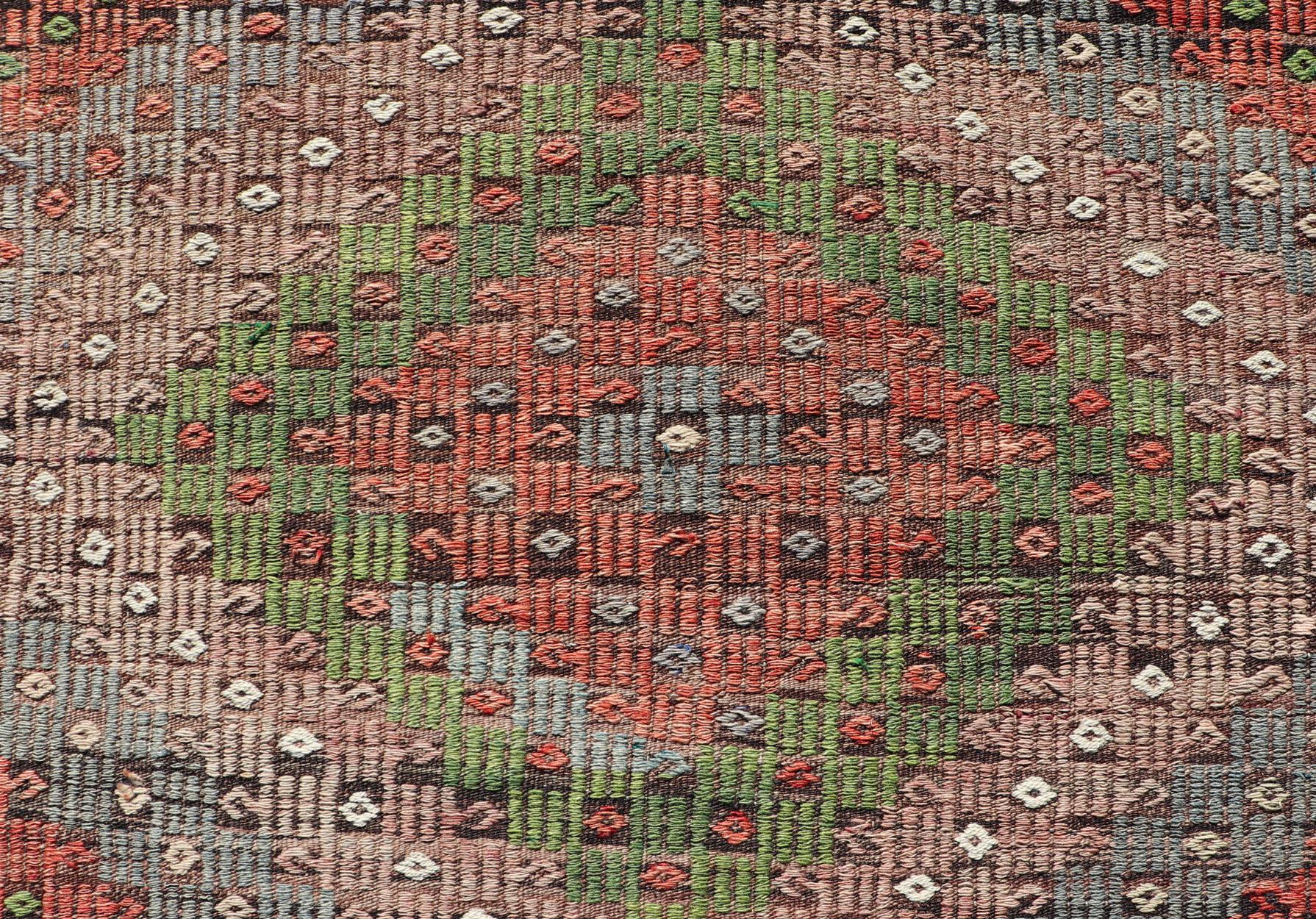 20th Century Vintage Turkish Embroidered Flat-Weave Rug with Geometric Design with Green For Sale