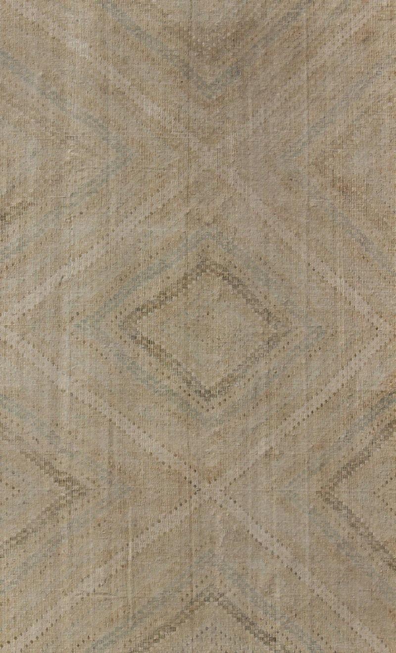 Alfombra turca vintage bordada en tonos marrones con diseño geométrico de rombos Kilim en venta