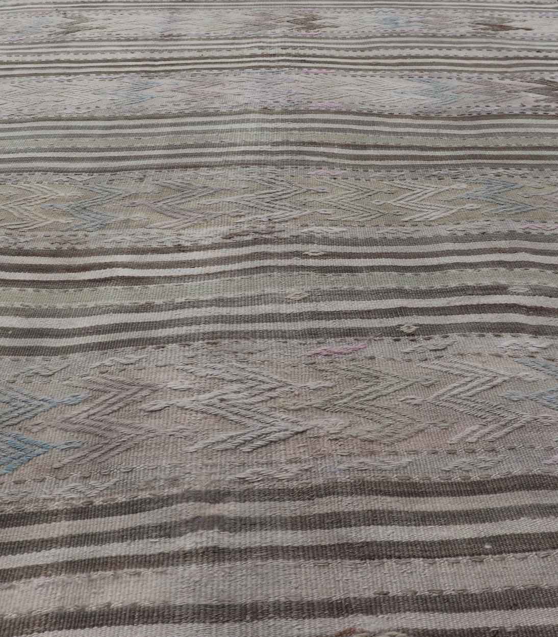 Vintage Turkish Flat-Weave Embroideries Kilim in Taupe, Lt. Blue, Brown, Tan In Good Condition For Sale In Atlanta, GA